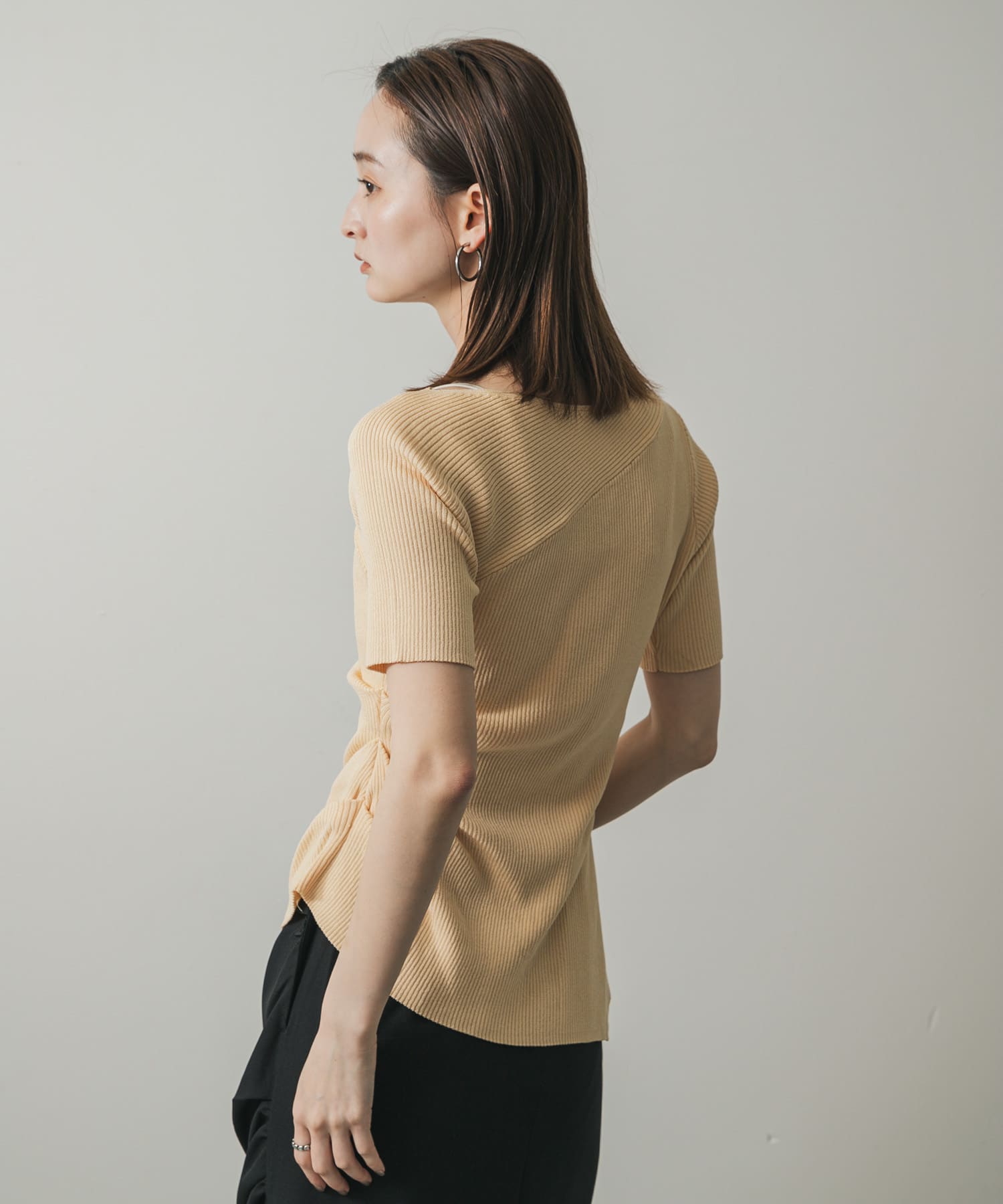 身長：169cm サイズ：one