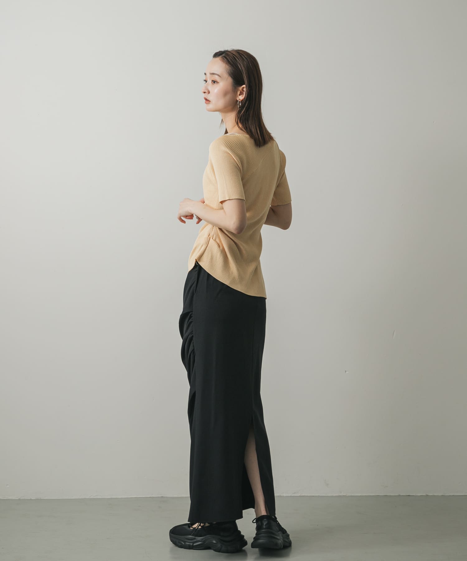 身長：169cm サイズ：one