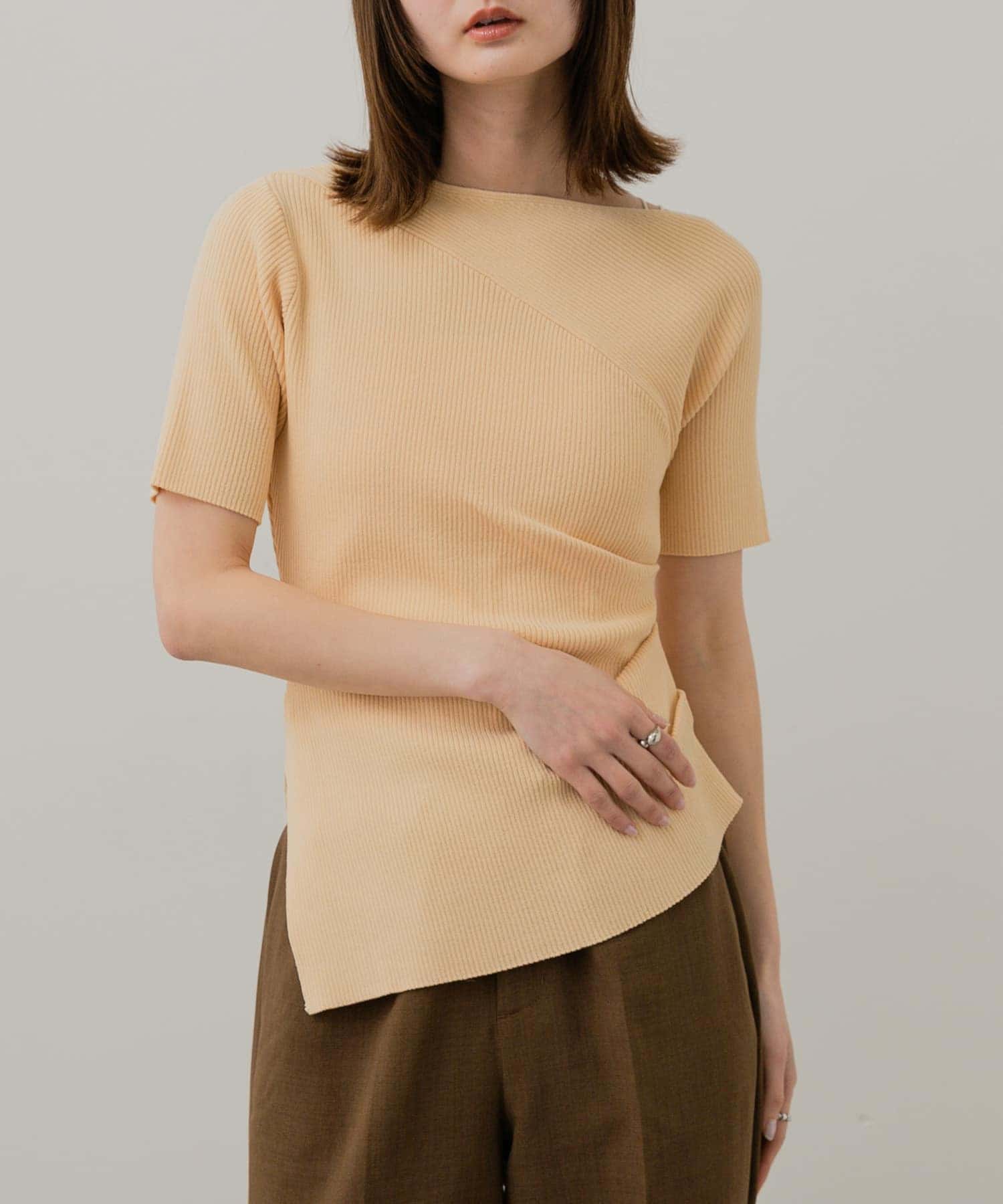 身長：169cm サイズ：one