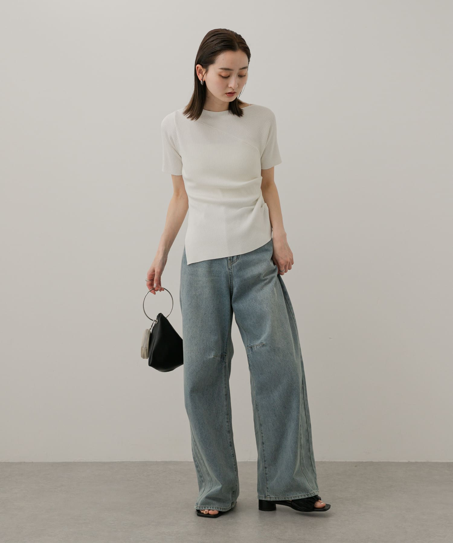 身長：169cm サイズ：one