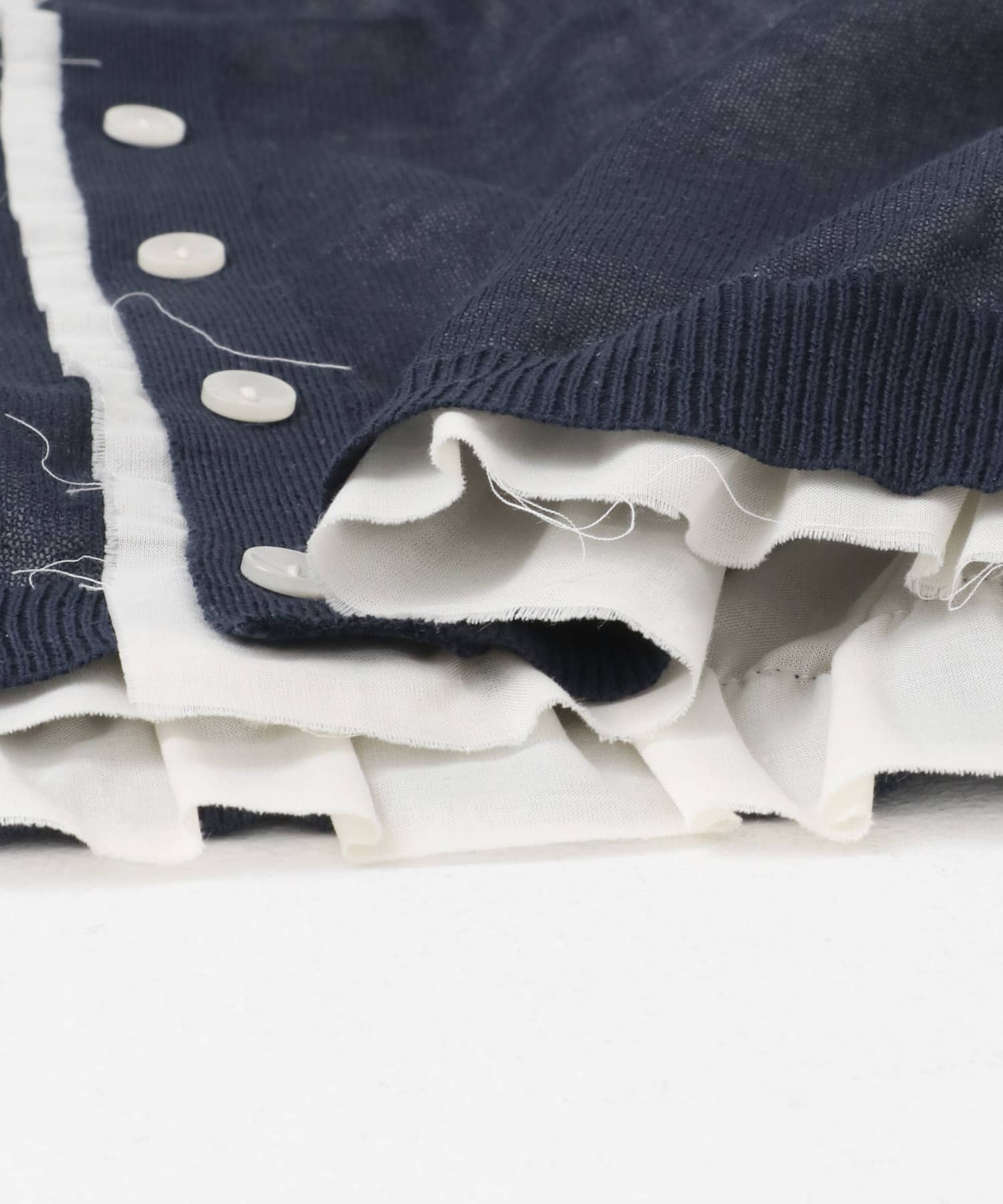カットオフレイヤードセーター NAVY one