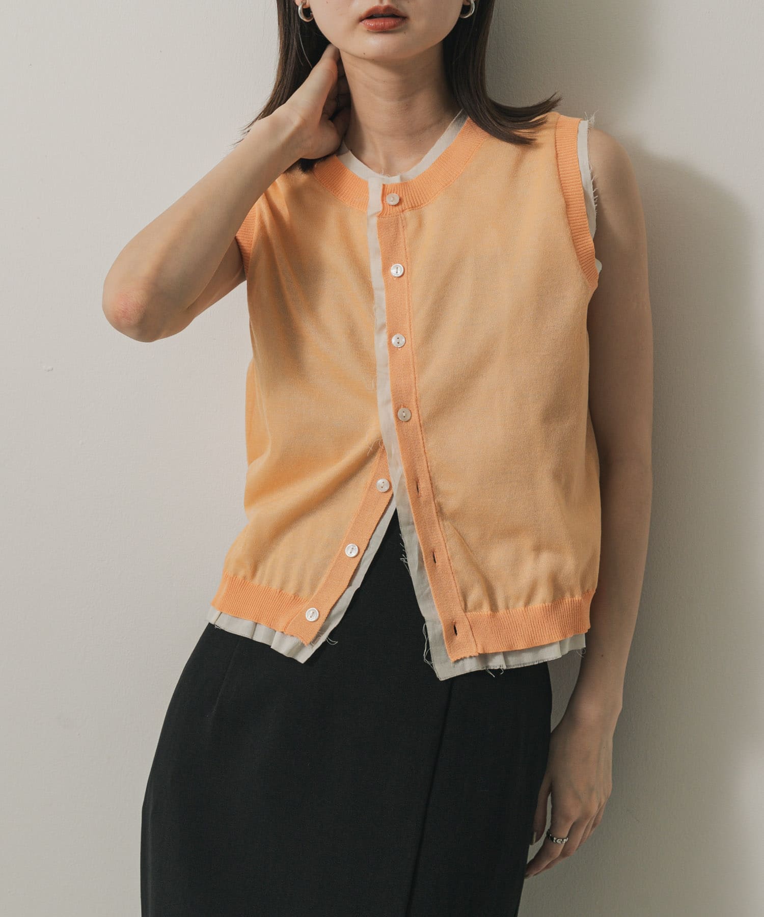 カットオフレイヤードセーター