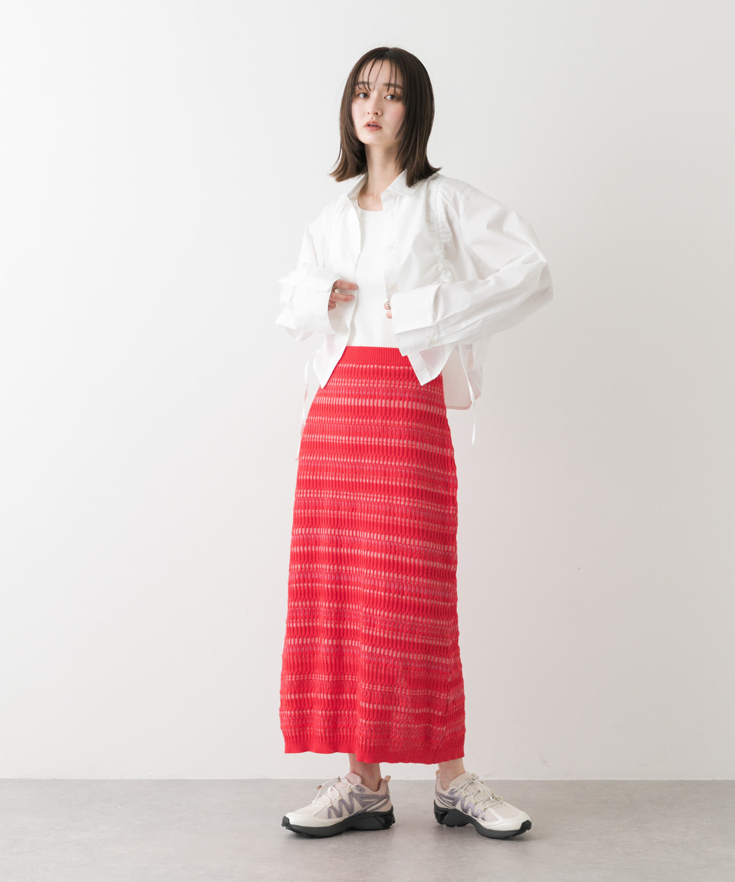 OFF WHITE