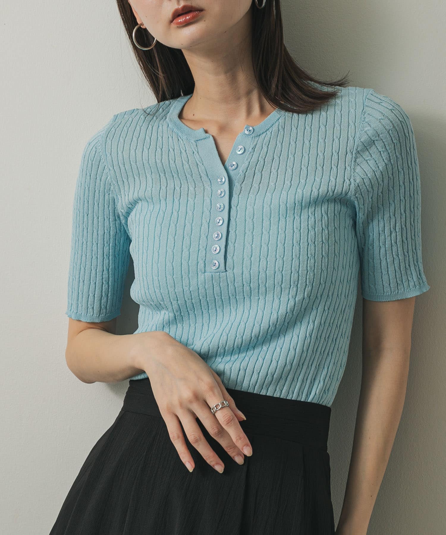 ヘンリーネックミニケーブルセーター(半袖)