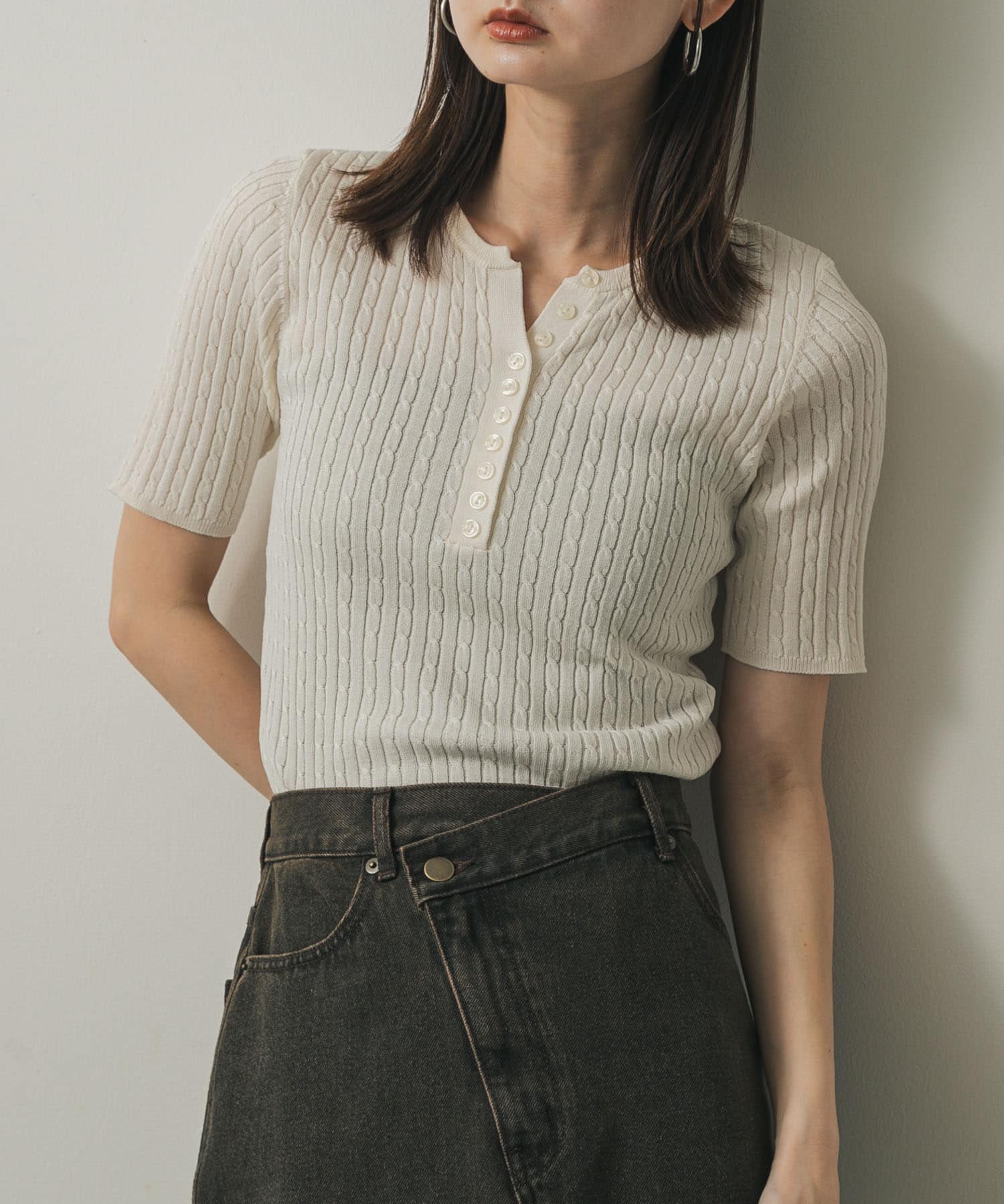 ヘンリーネックミニケーブルセーター(半袖)