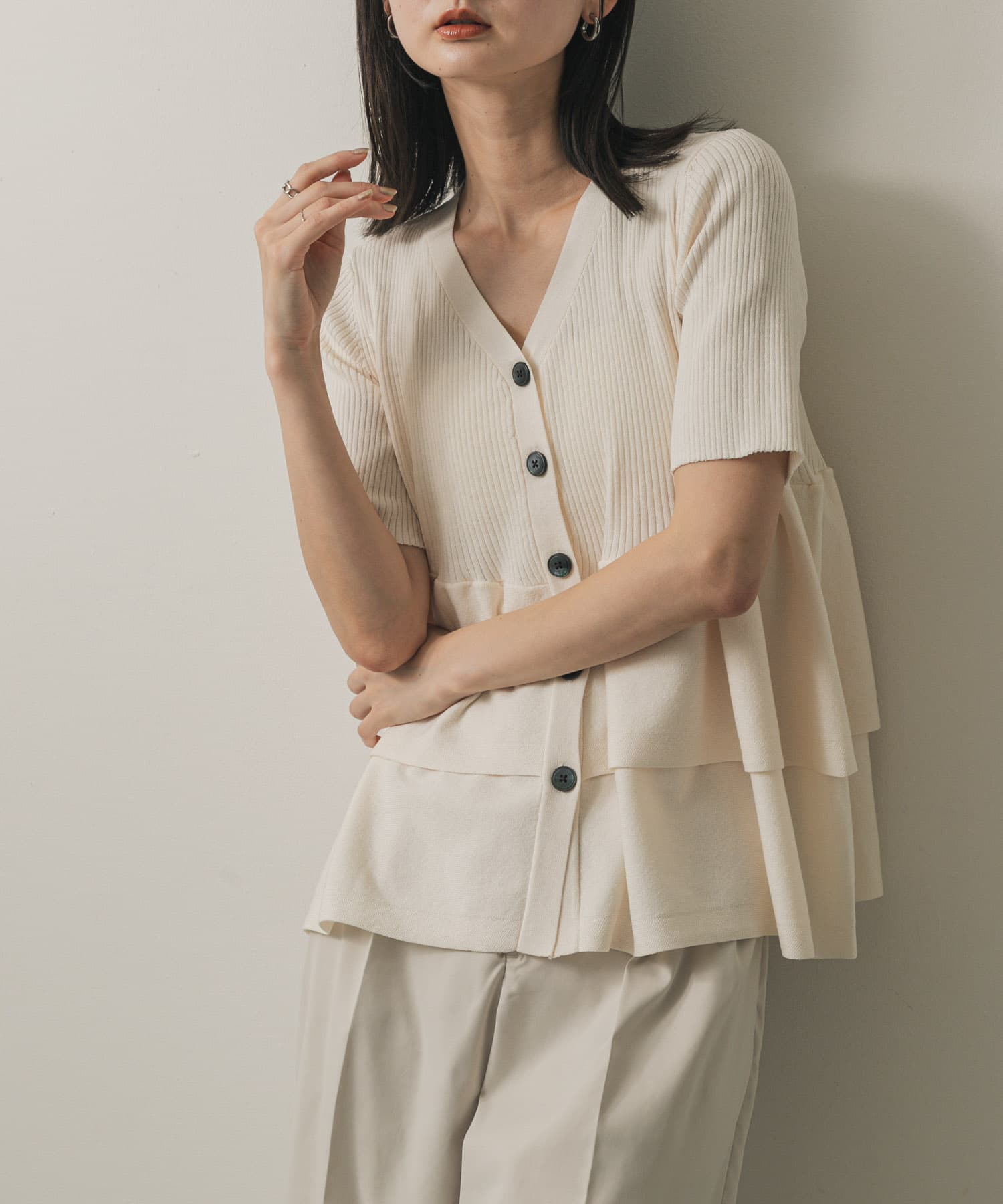 WEB限定』ペプラムカーディガン(半袖)(one IVORY): トップス｜URBAN
