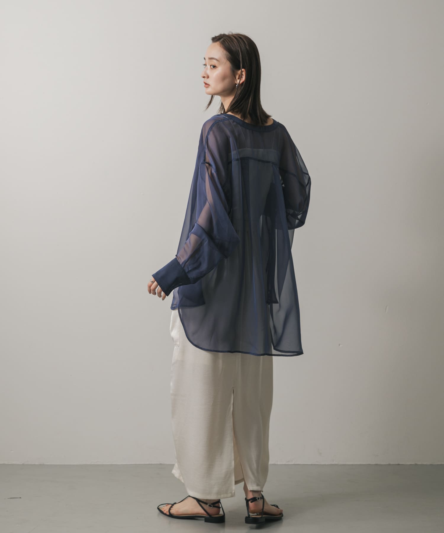 身長：169cm サイズ：one