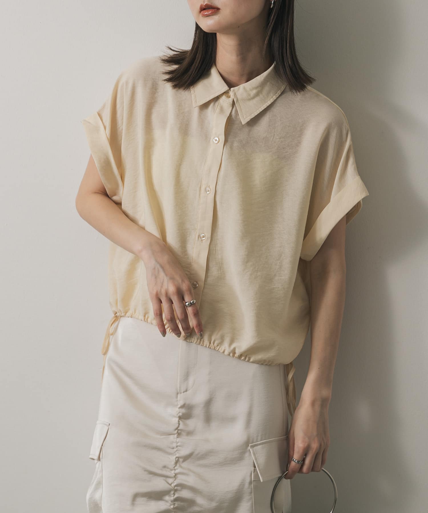 クロップドバルーンブラウス