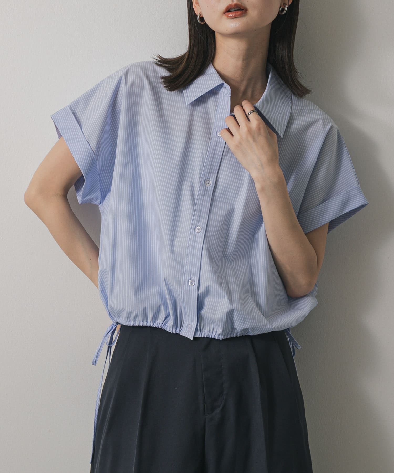 クロップドバルーンブラウス