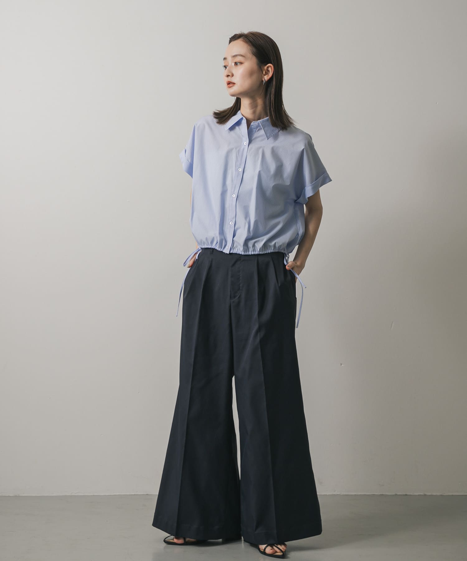 クロップドバルーンブラウス L.BLU×WHT one