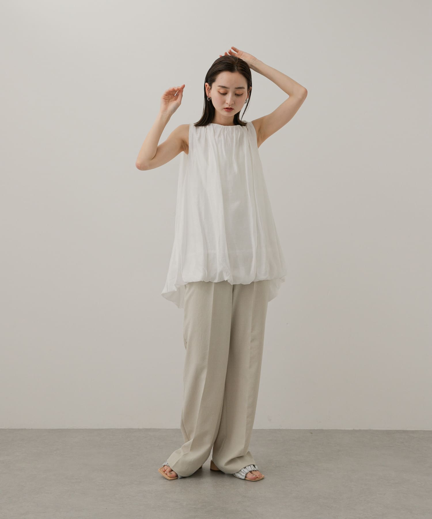 身長：169cm サイズ：one
