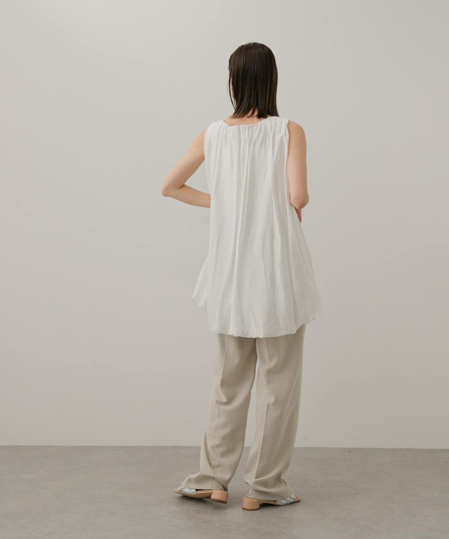 身長：169cm サイズ：one