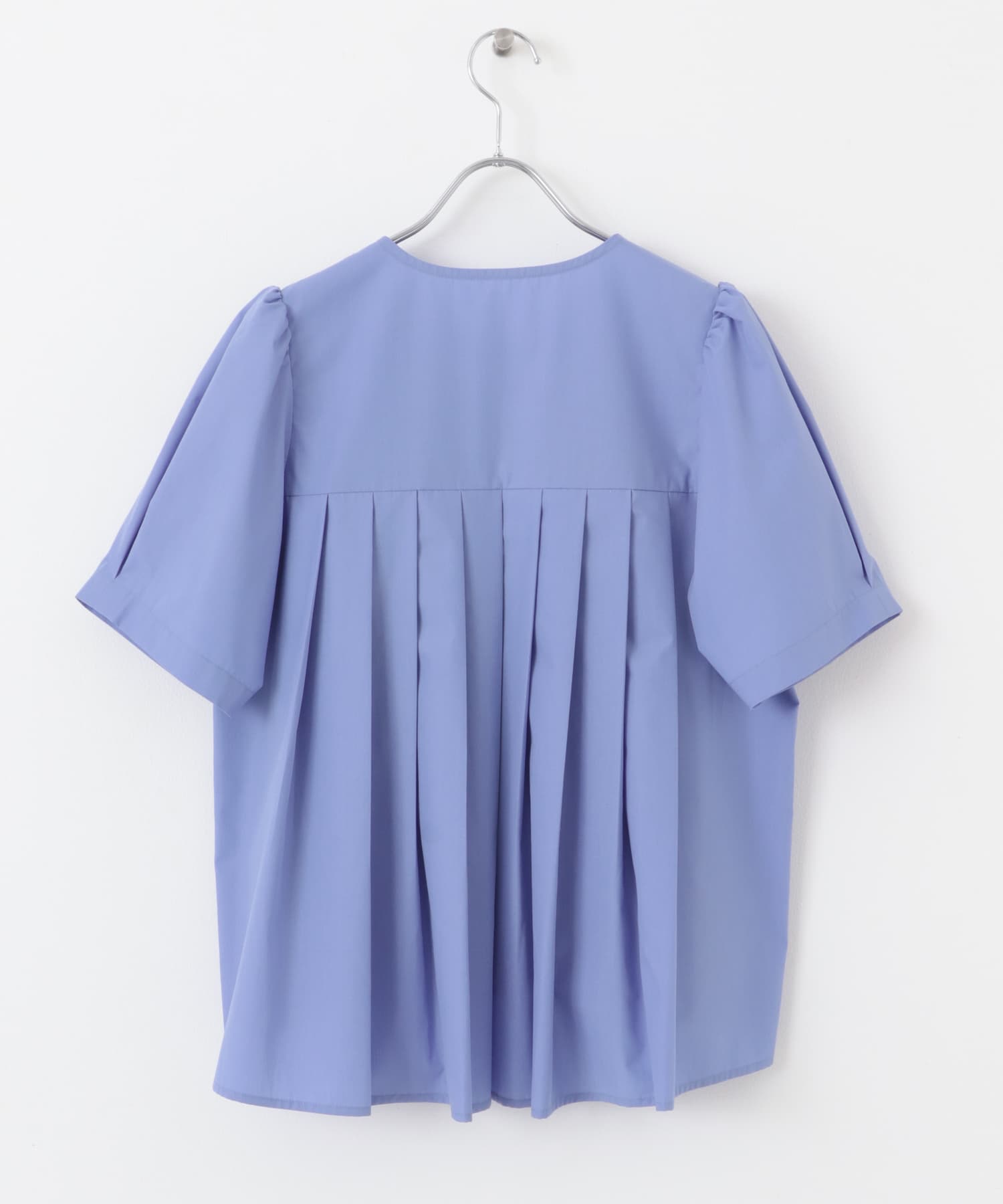 バックタックプリーツブラウス BLUE one