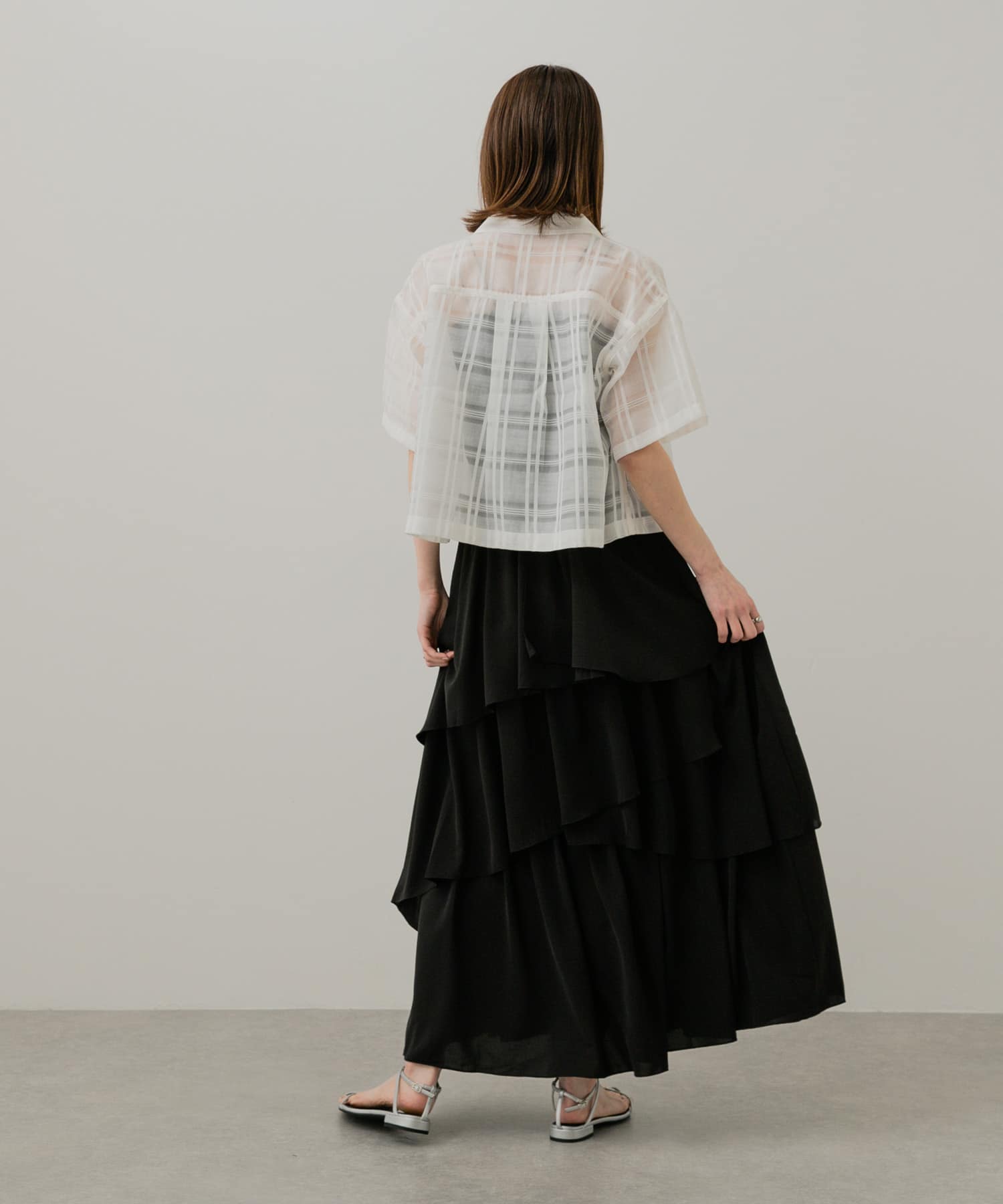 OFF WHITE