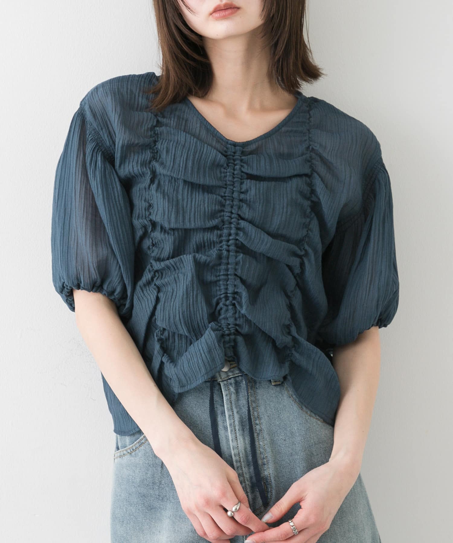 シャーリングブラウス(5分袖)