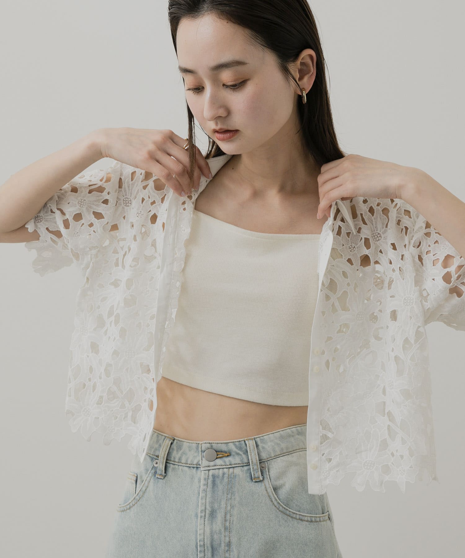 OFF WHITE