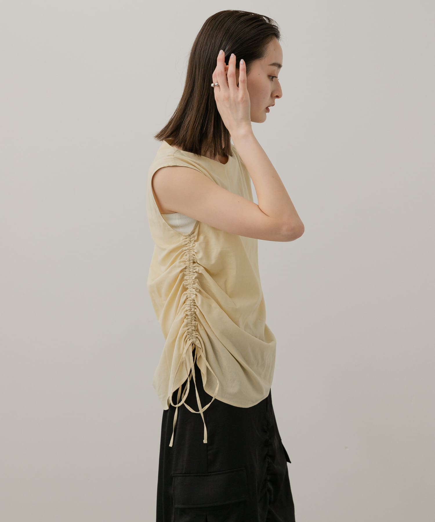 身長：169cm サイズ：one