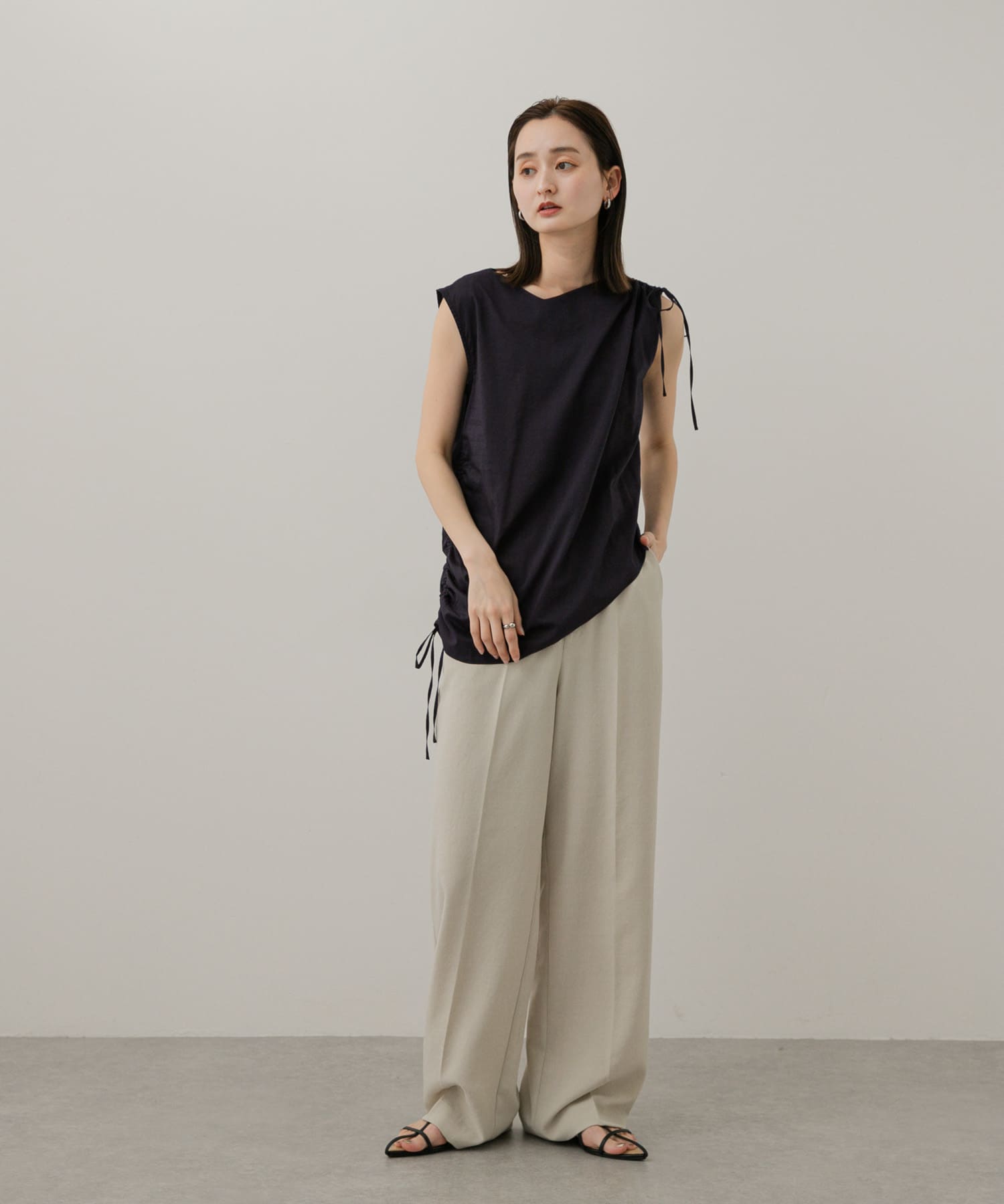 身長：169cm サイズ：one