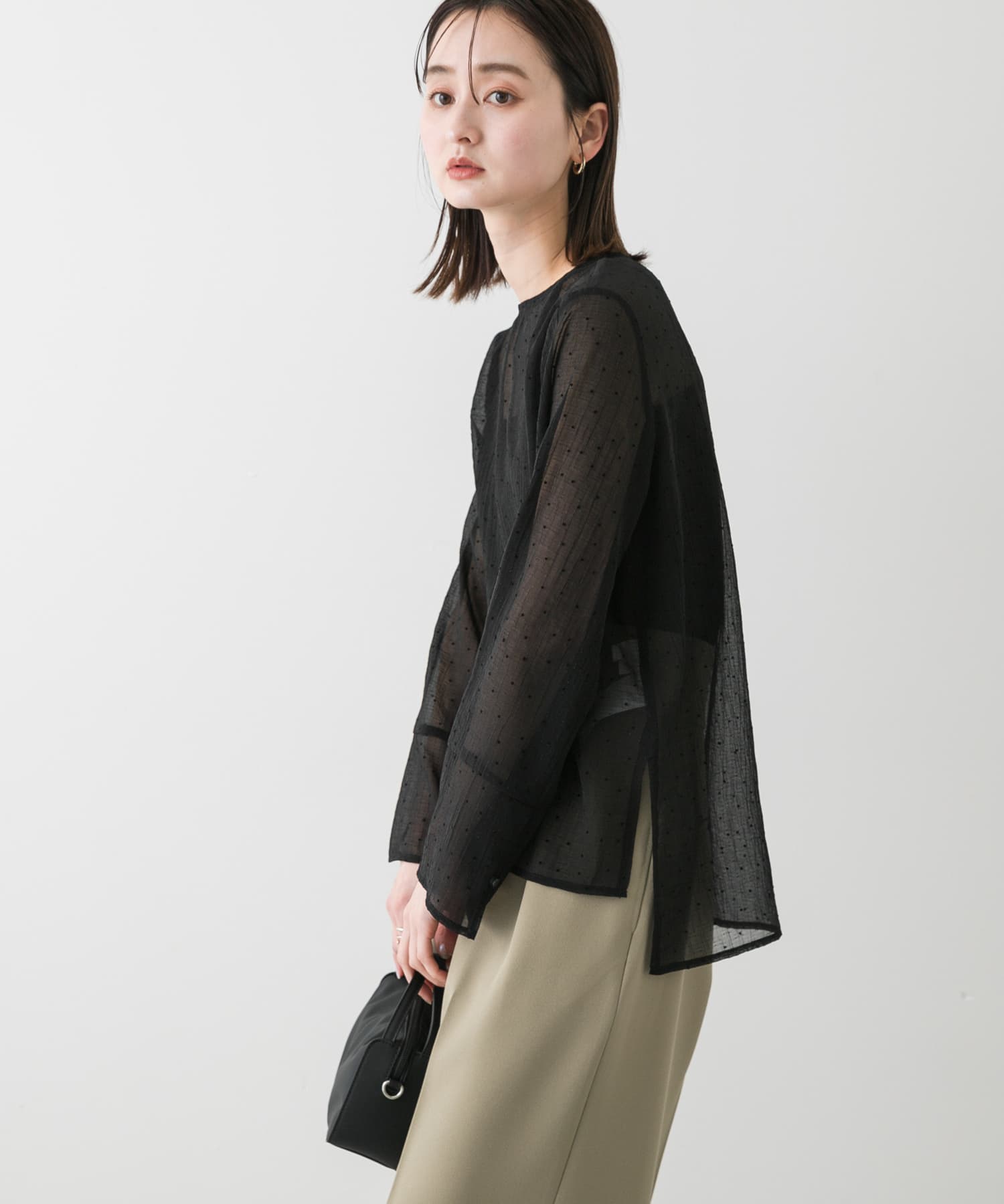 身長：169cm サイズ：one