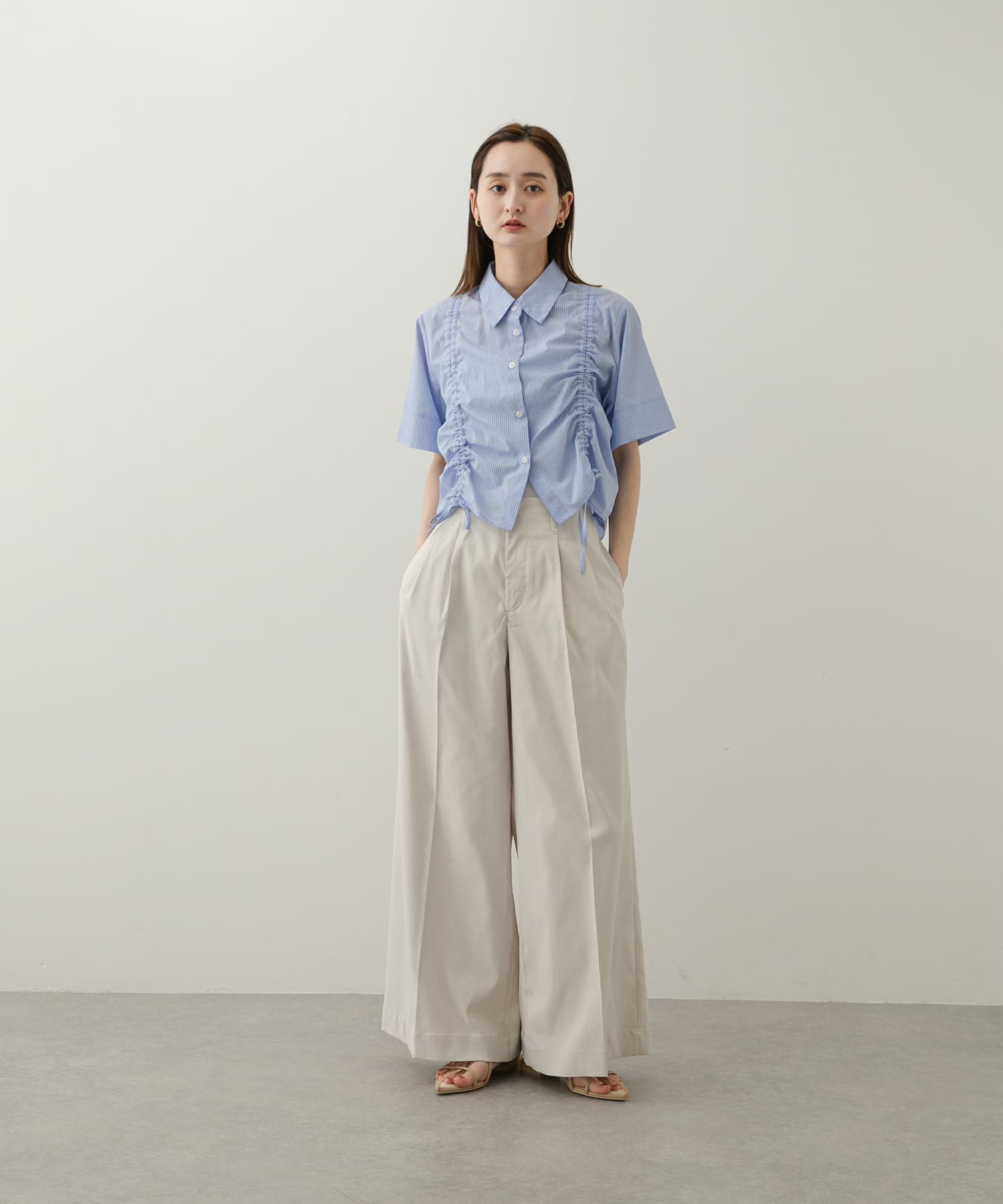 クロップドシャーリングシャツ(半袖)(one CHA×WHT): トップス｜URBAN