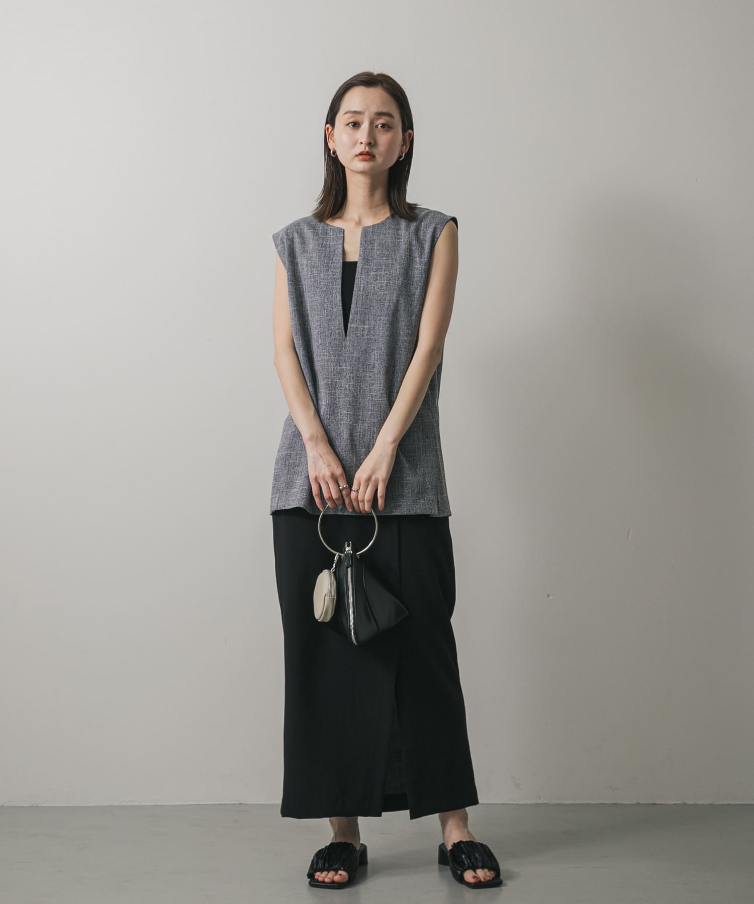 身長：169cm サイズ：one