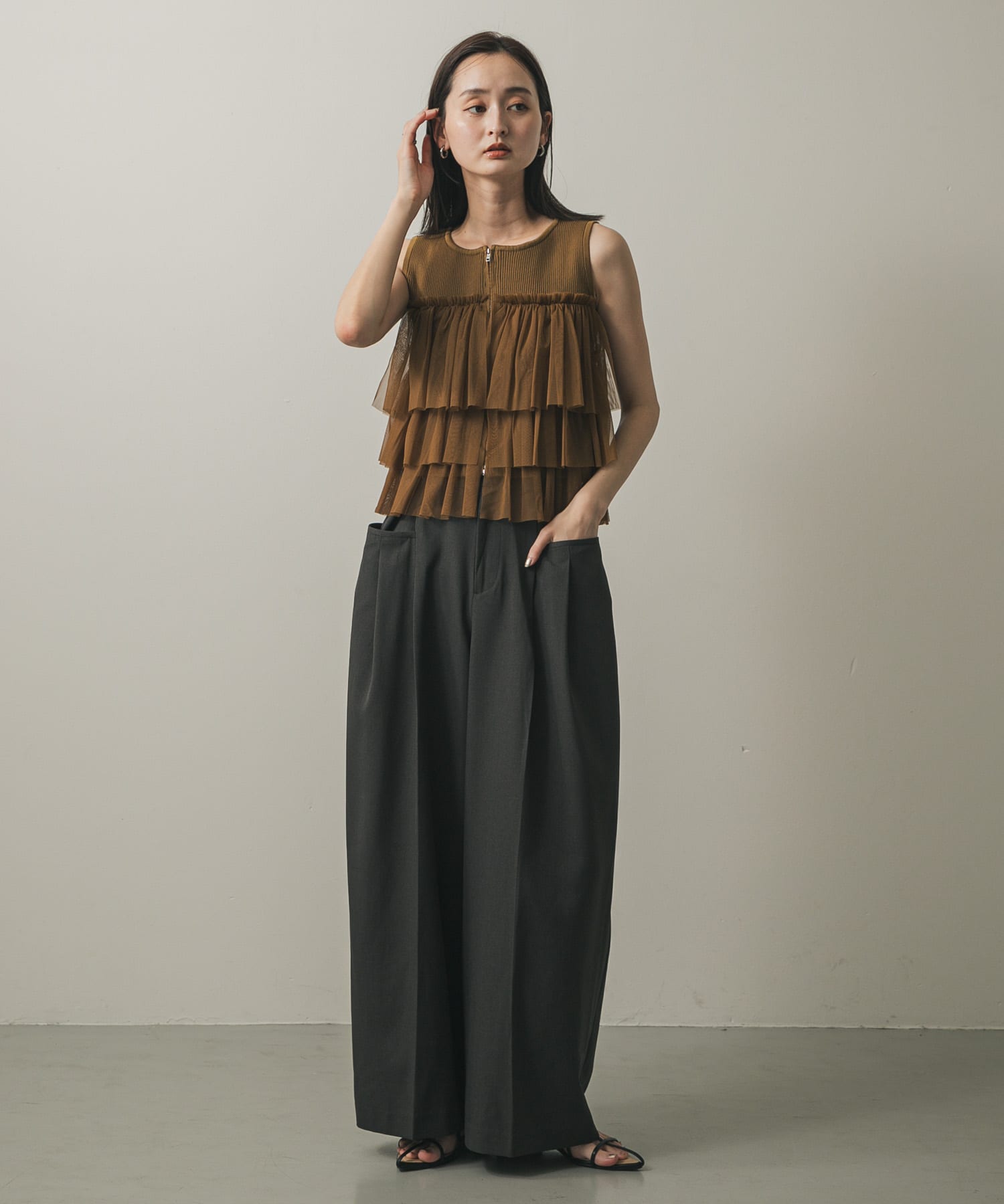 タックポケットワイドスラックス(S MOCHA): ボトム｜URBAN RESEARCH