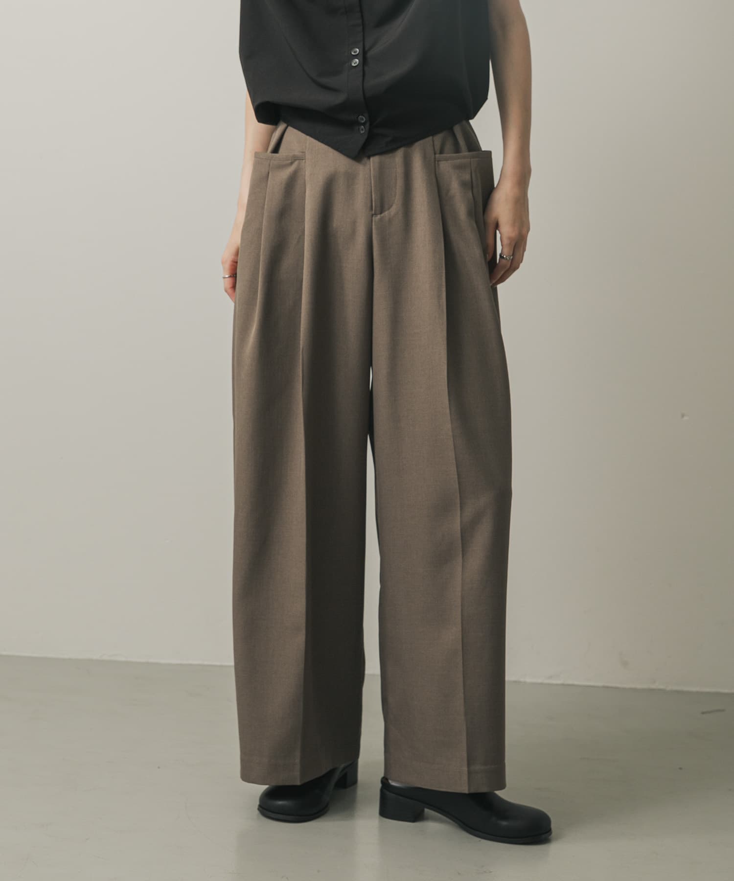 タックポケットワイドスラックス