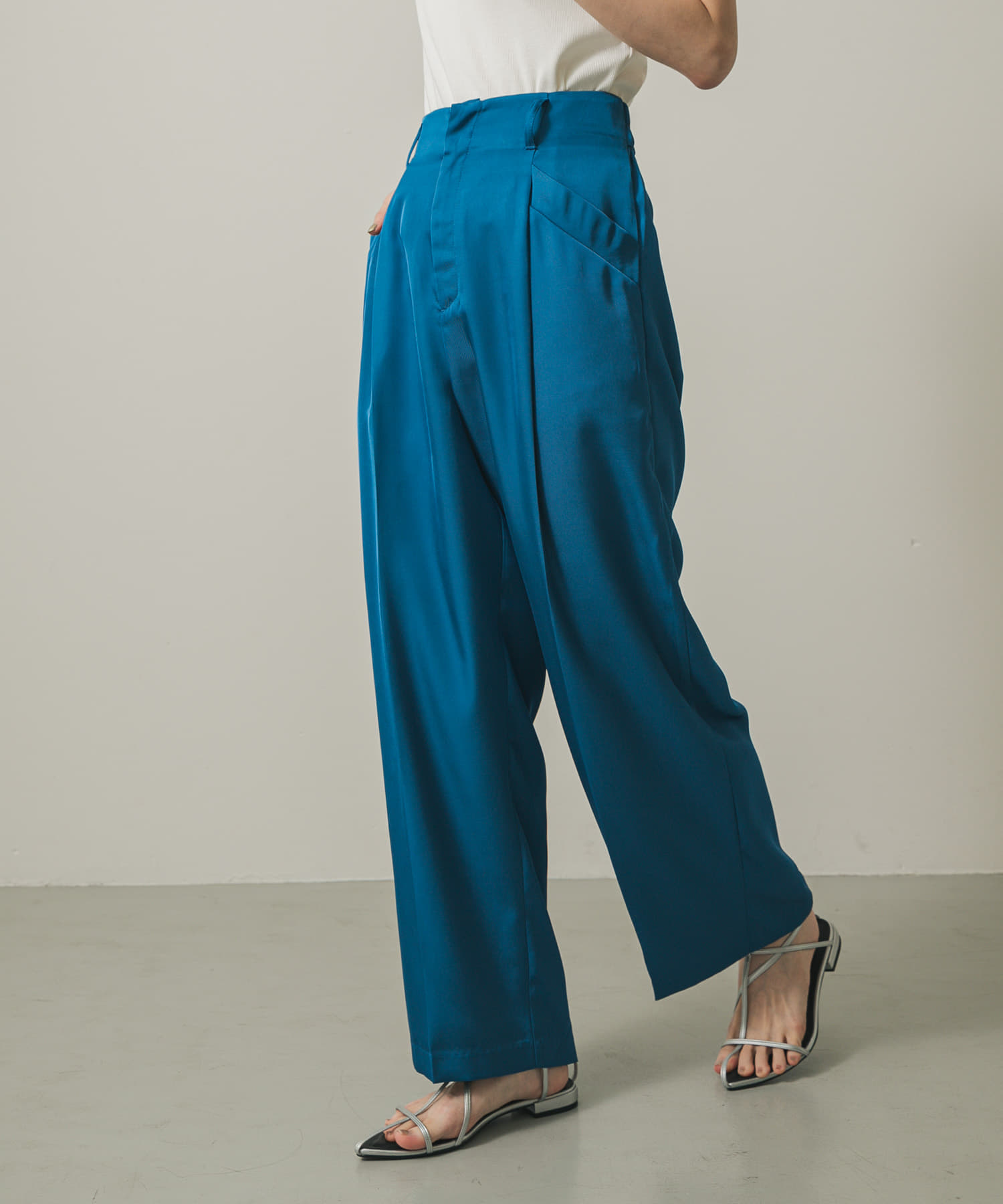 ツイルサテンパンツ