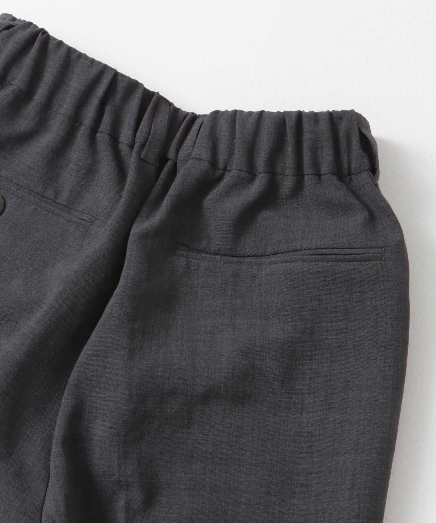 『UR TECH DRYLUXE』リネンライクテーパードパンツ CHARCOAL S