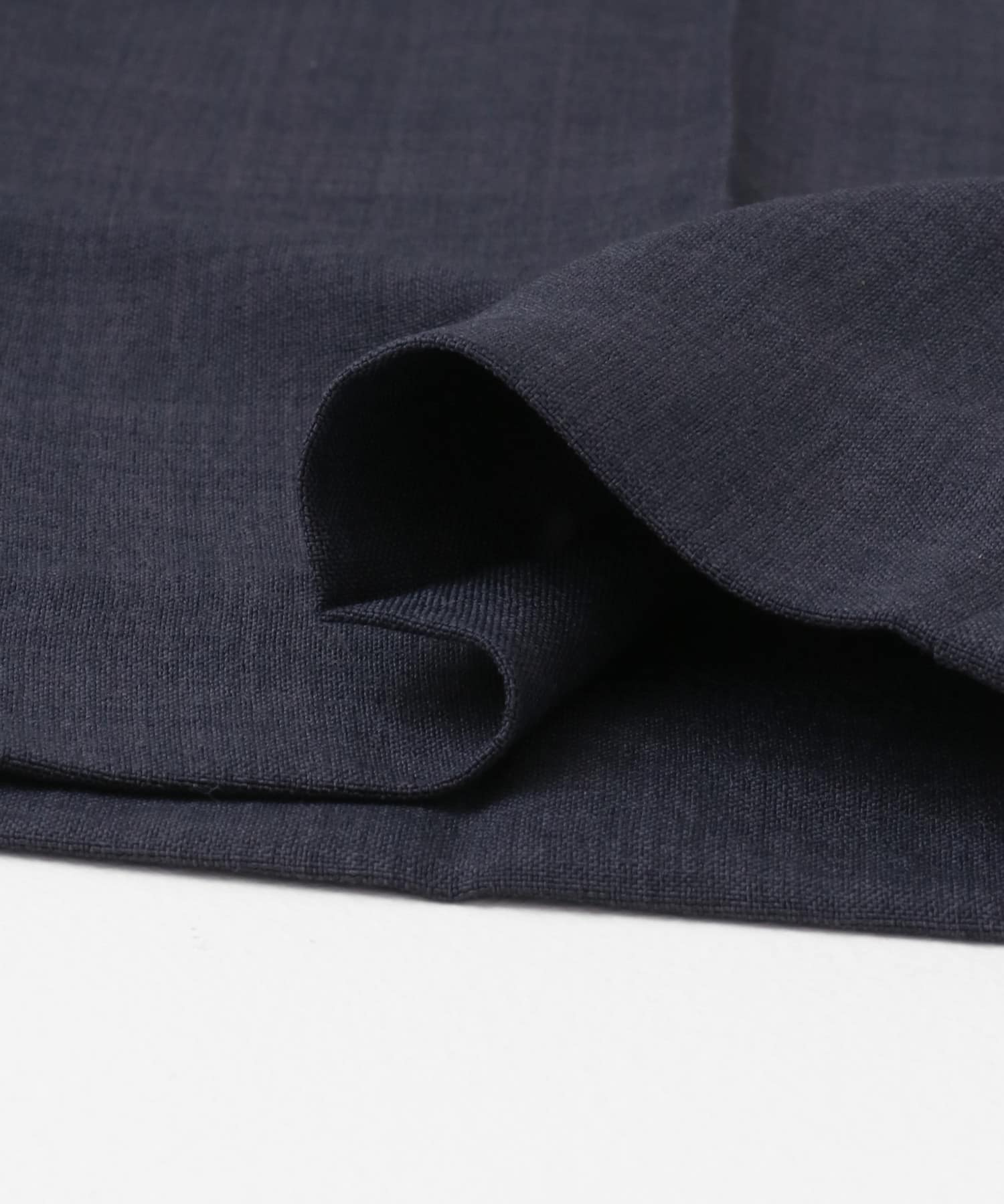 『UR TECH DRYLUXE』リネンライクテーパードパンツ NAVY S