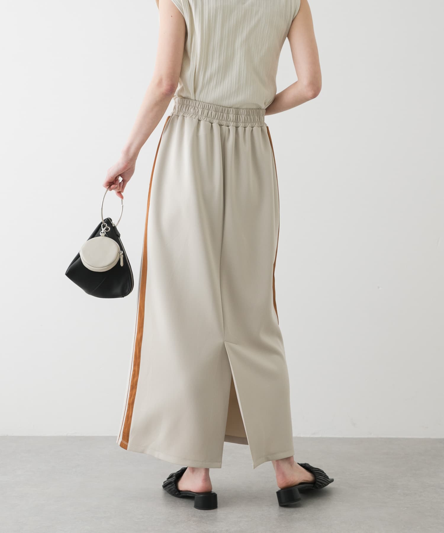 IVORY