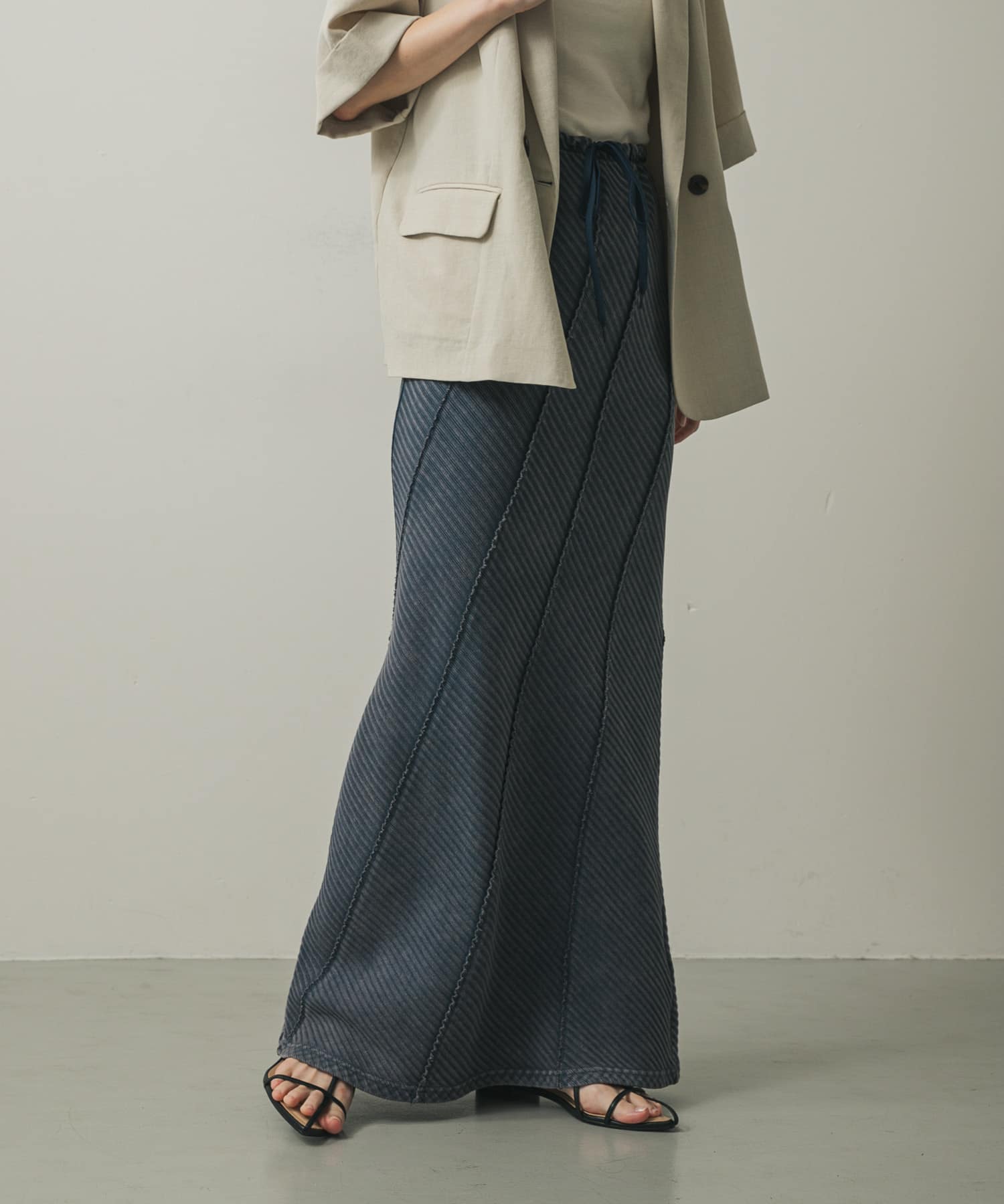 身長：169cm サイズ：one