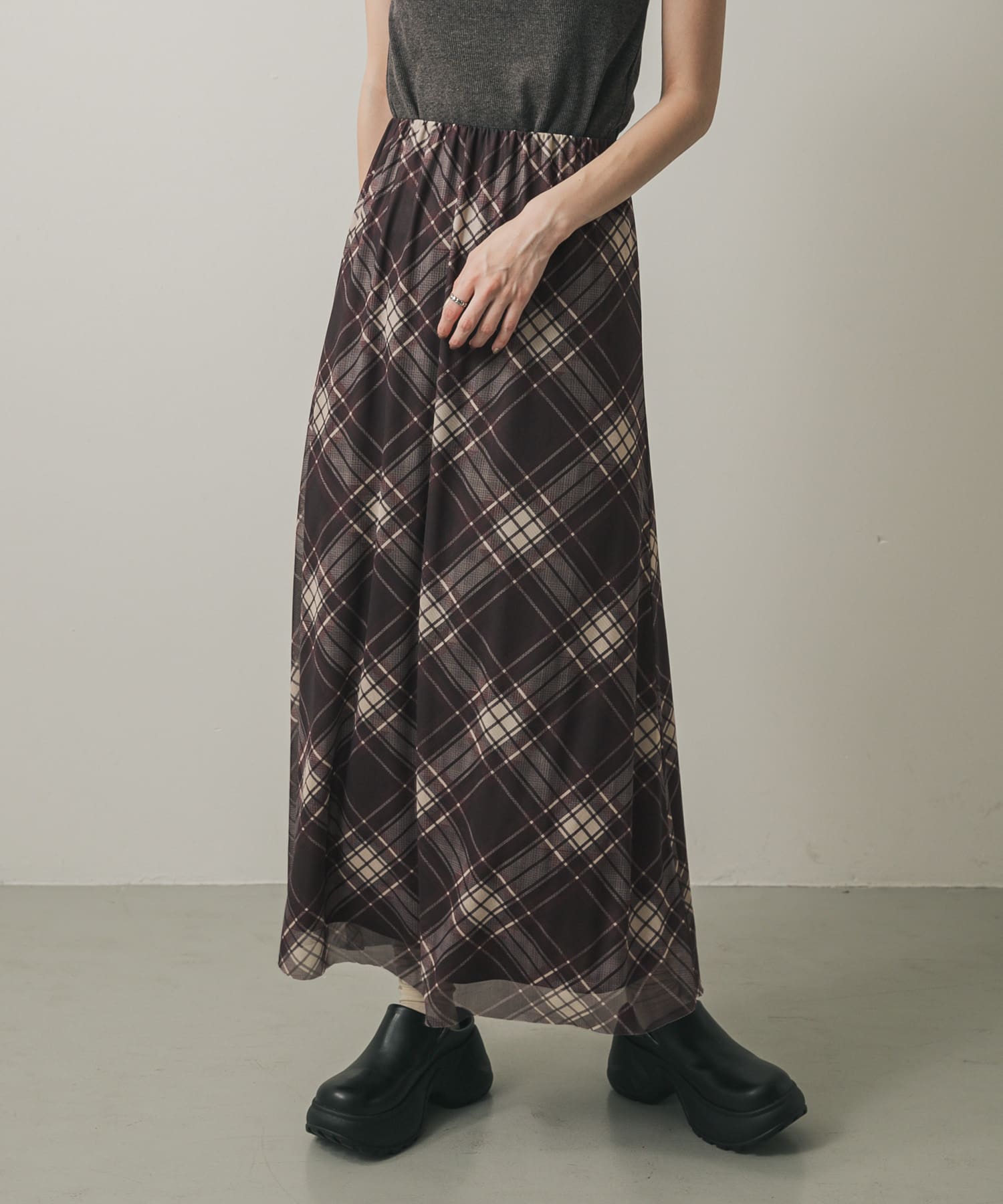 シアーチェックスカート