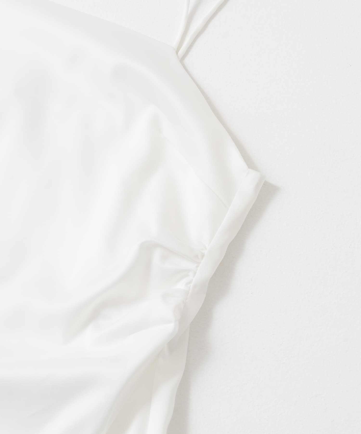 サテンタックミニキャミワンピース OFF WHITE one