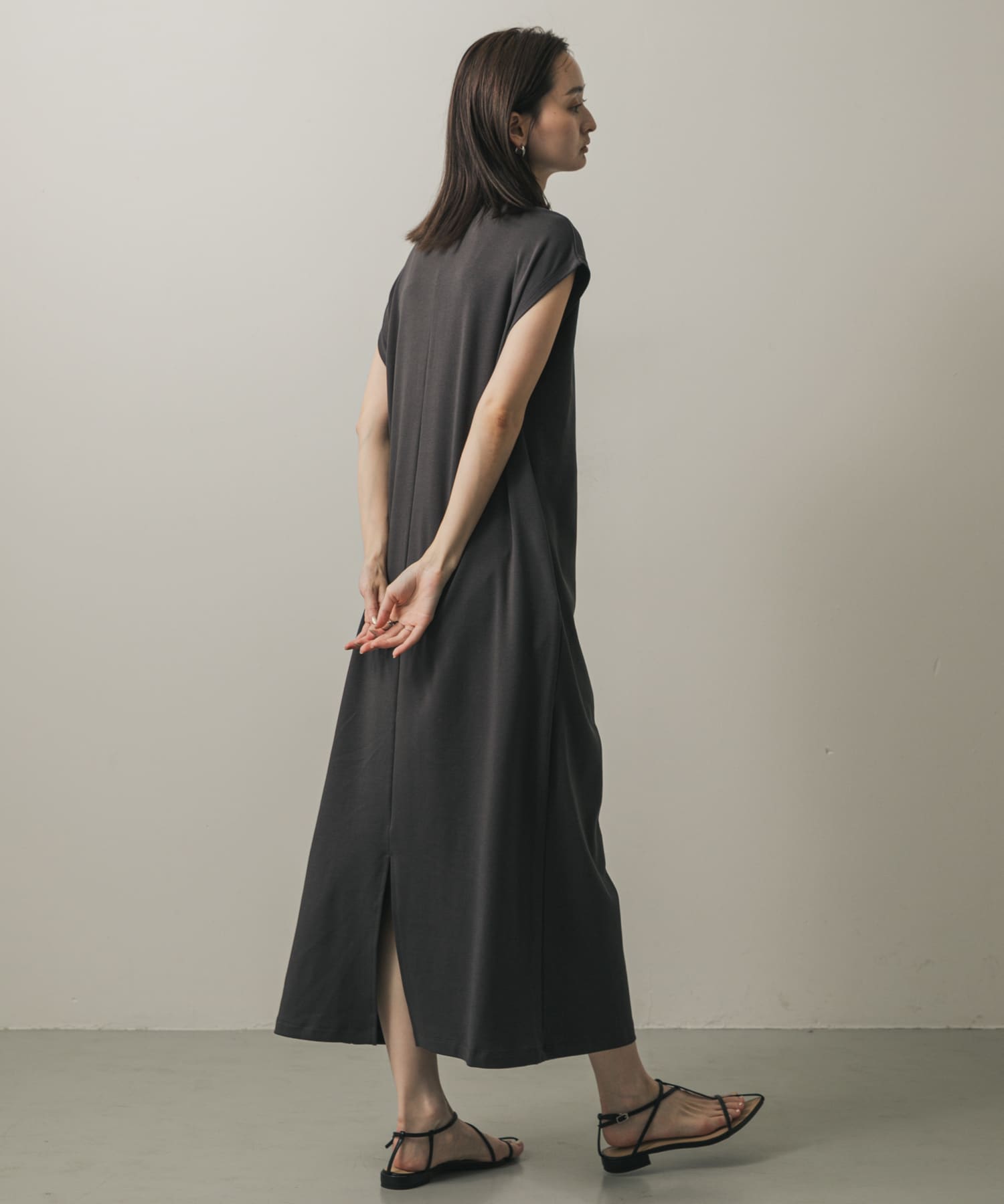 身長：169cm サイズ：one