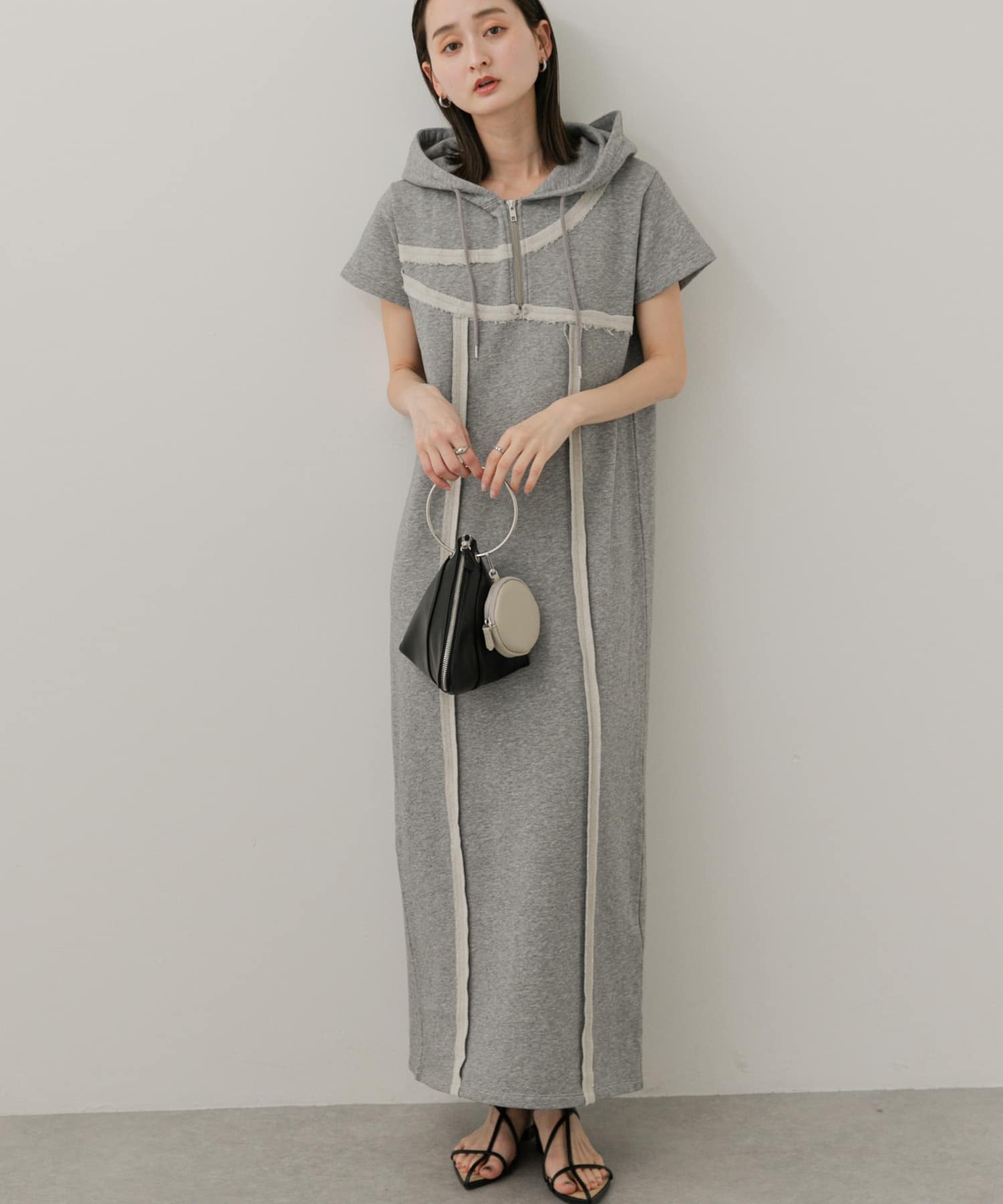 フーディージップワンピース(COMPACT GRAY): ワンピース｜URBAN