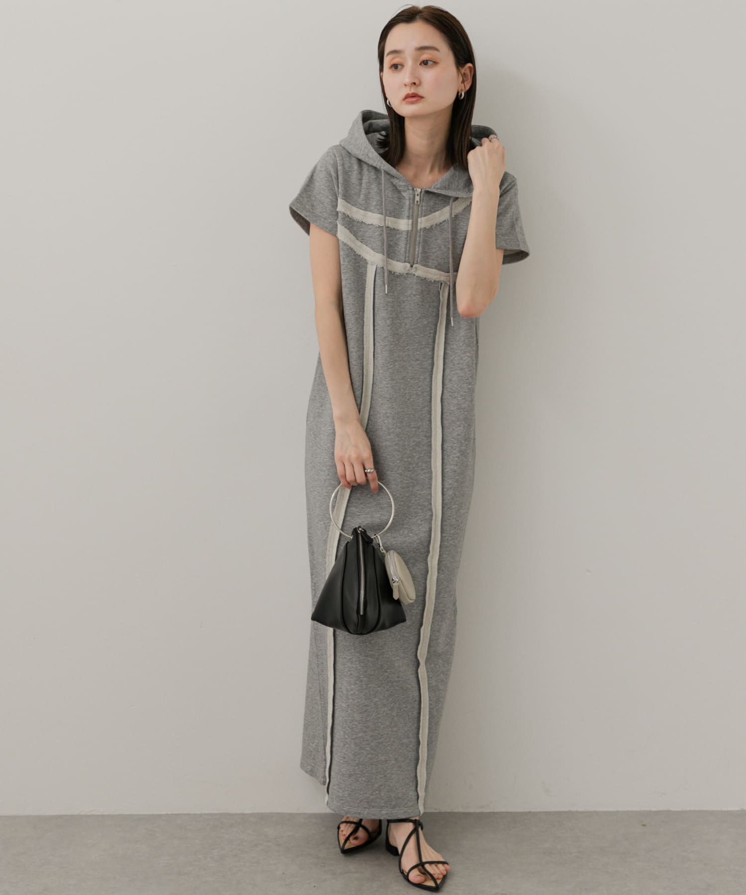 身長：169cm サイズ：one