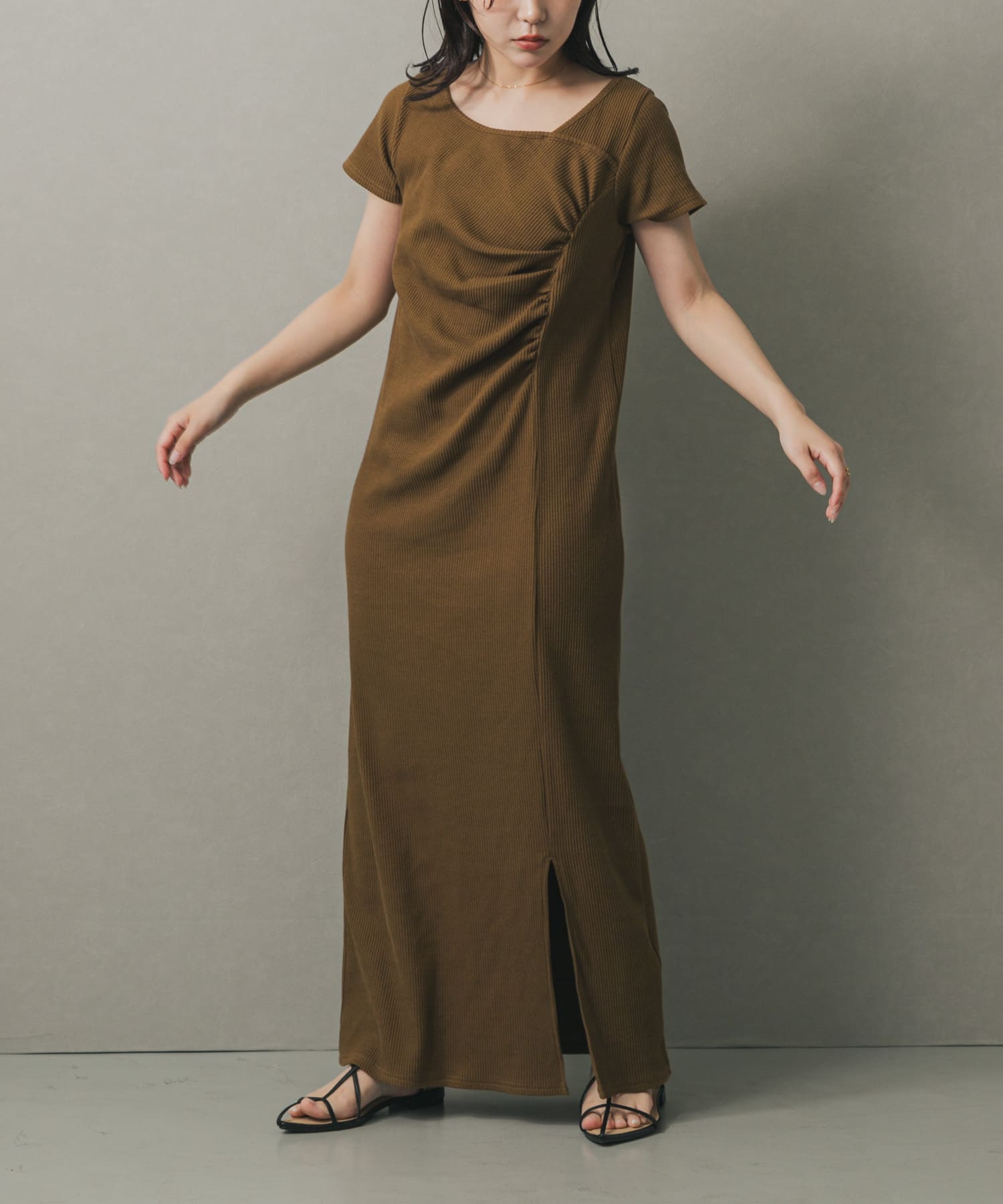 アシメネックリブワンピース