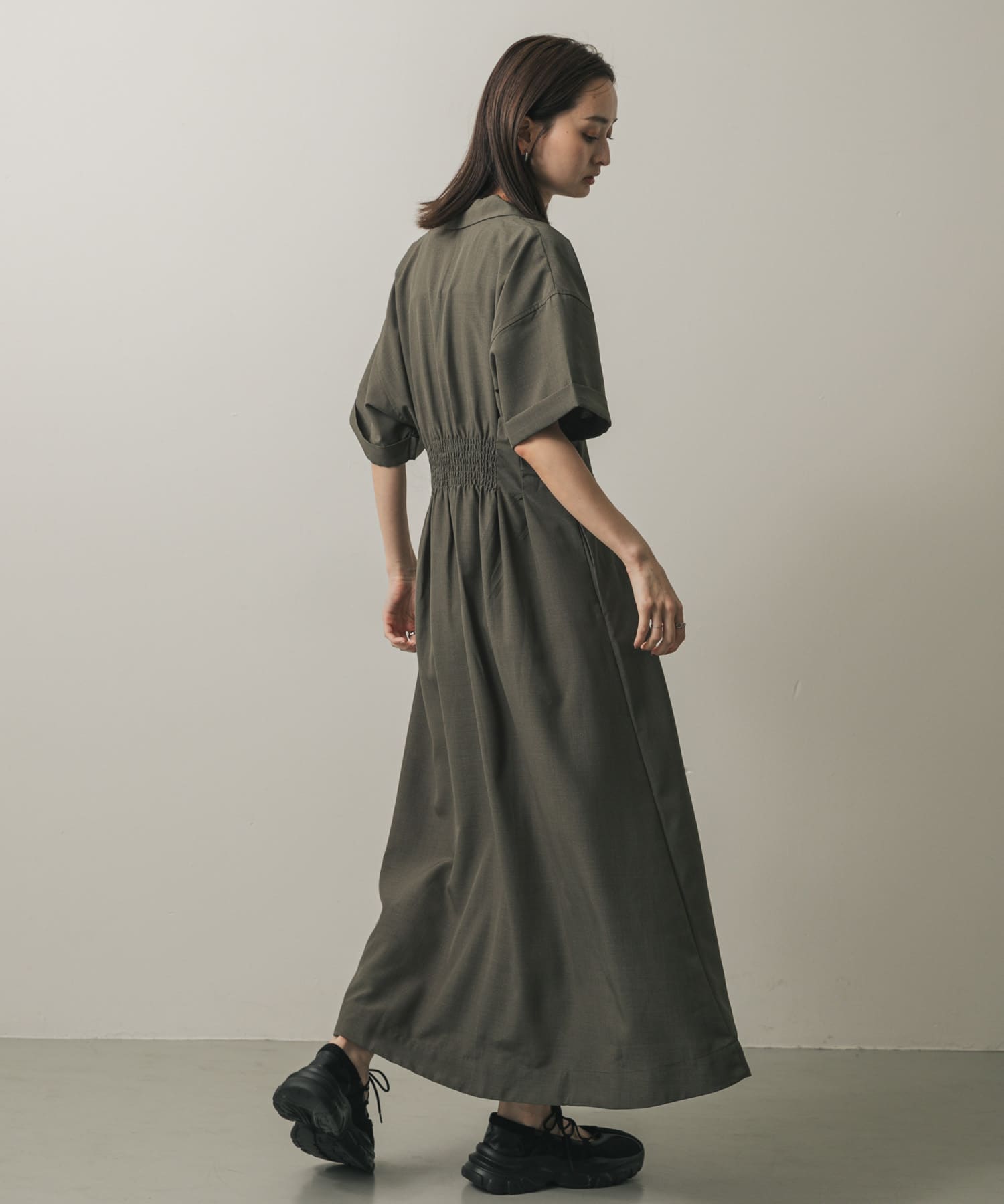 KHAKI