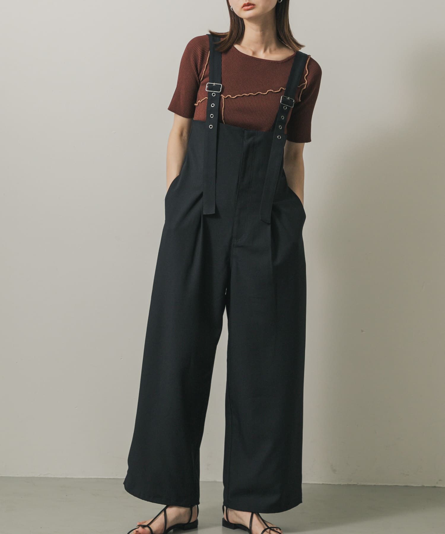 ウエストタックサロペットパンツ