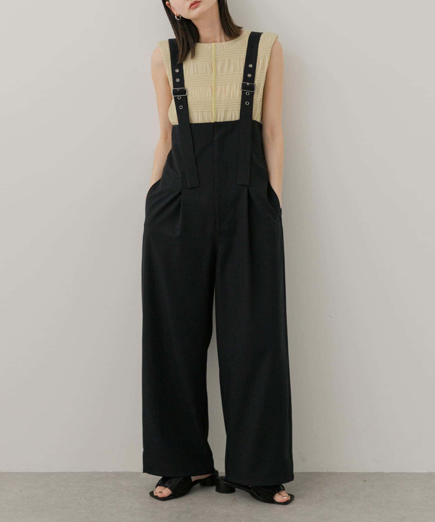 身長：169cm サイズ：one