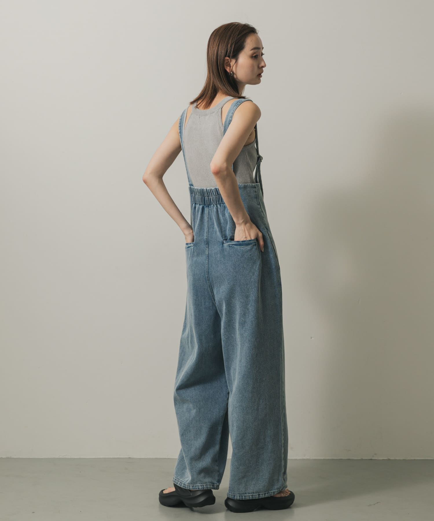 身長：169cm サイズ：one