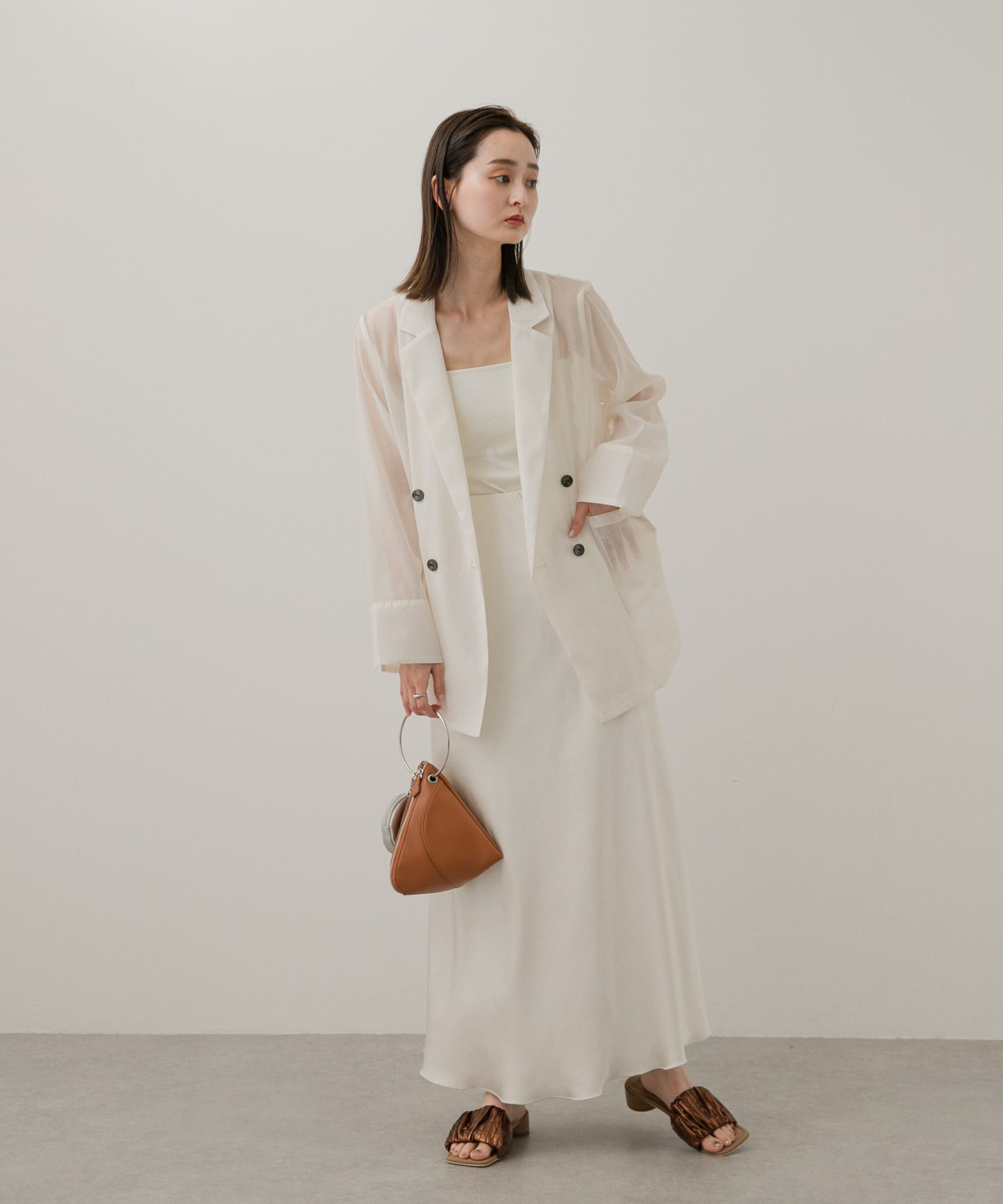 身長：169cm サイズ：one