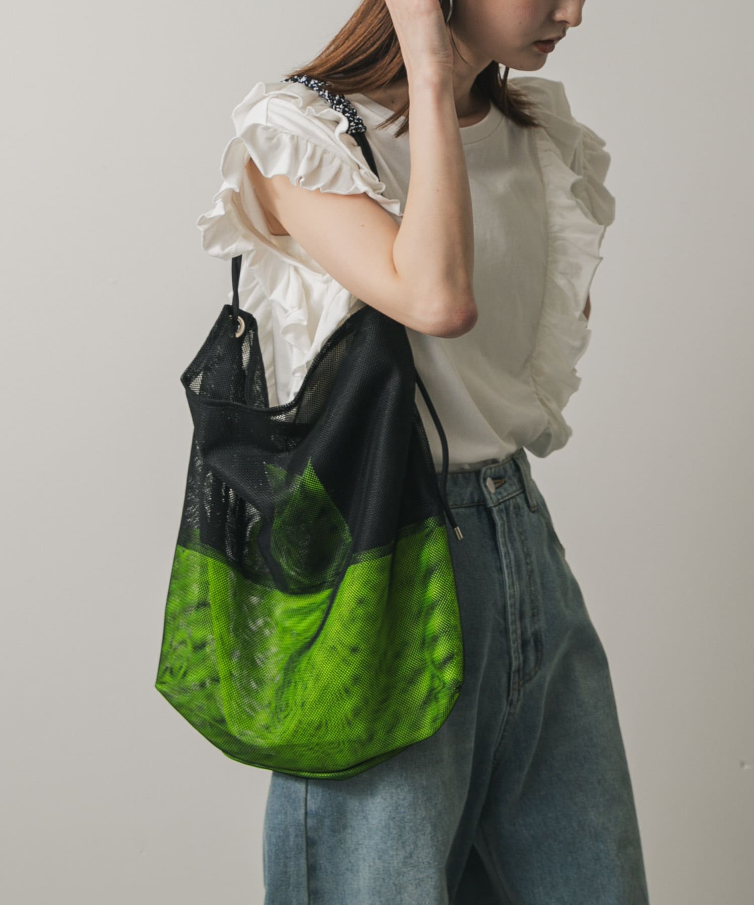 パラコードハンドルメッシュバッグ BLACK one