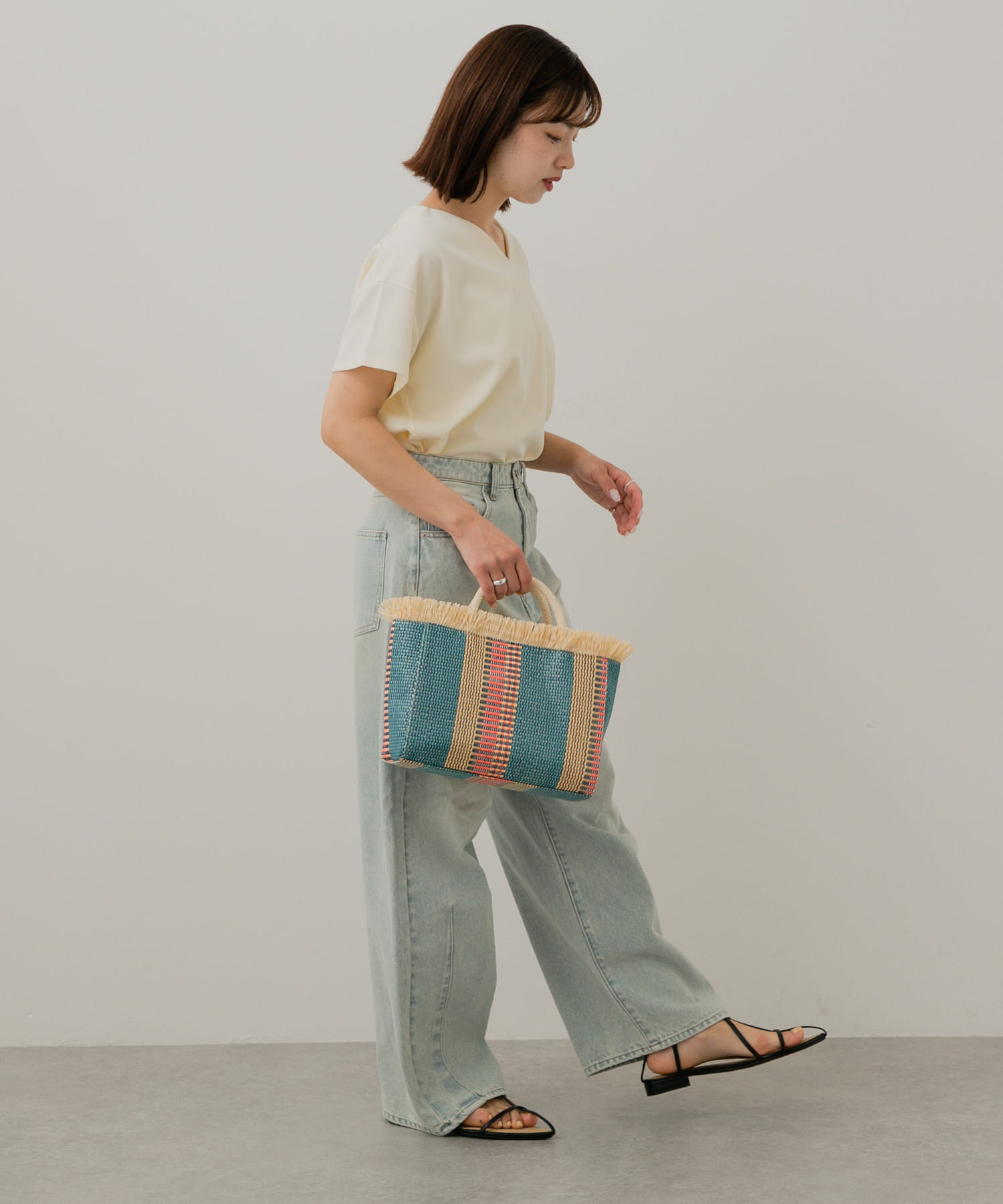 スクエアカゴバッグ BEIGE one