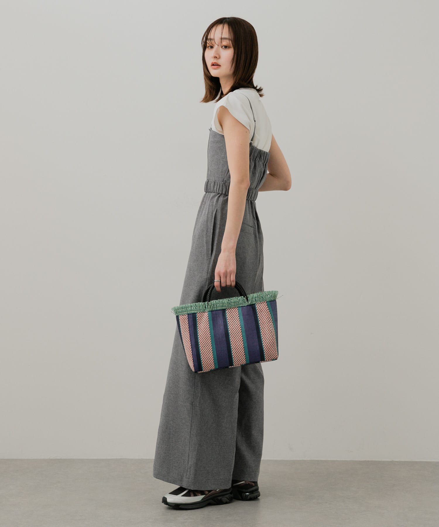 スクエアカゴバッグ TURQUOISE one