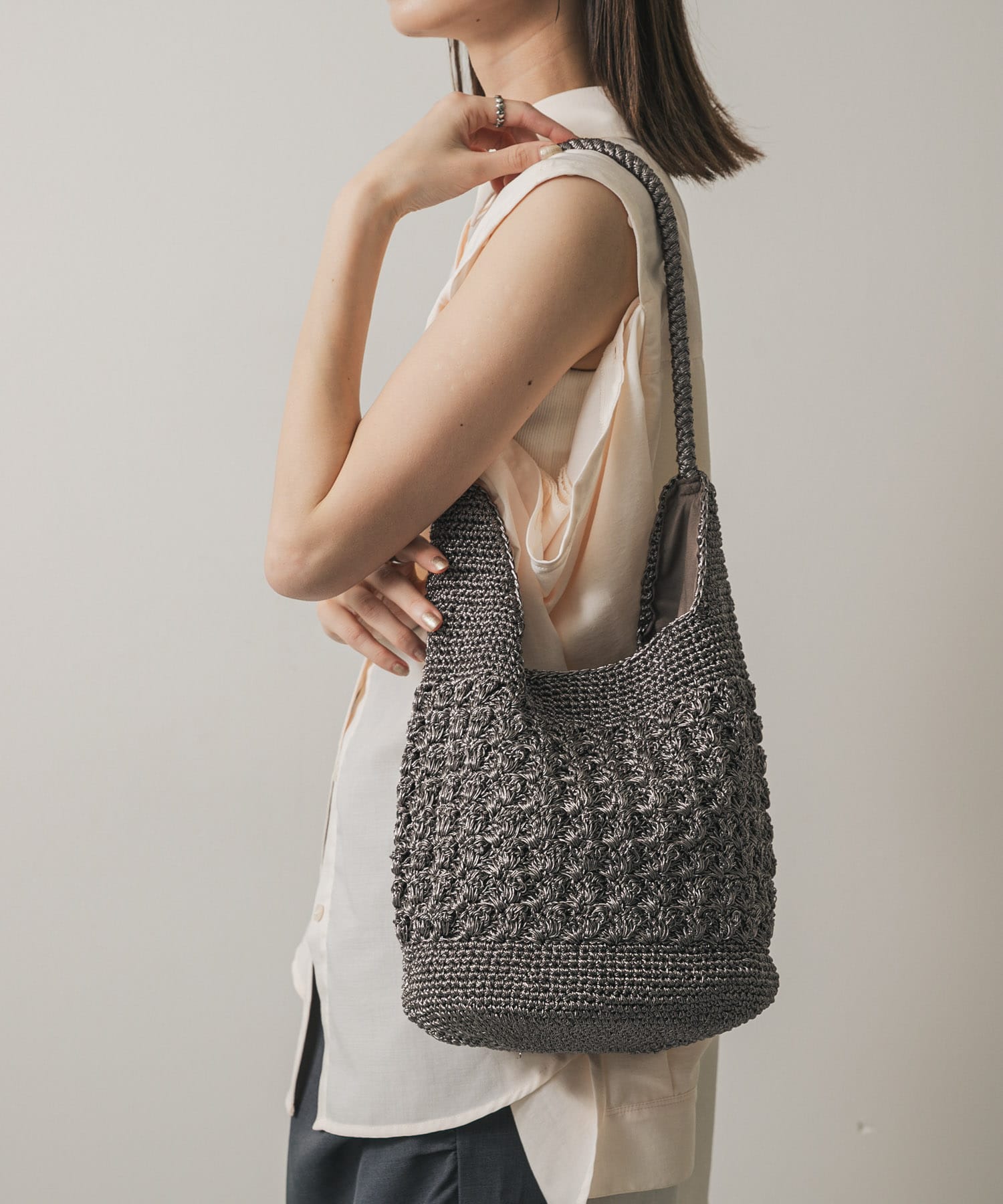 メタリックヤーンバッグ CHARCOAL one
