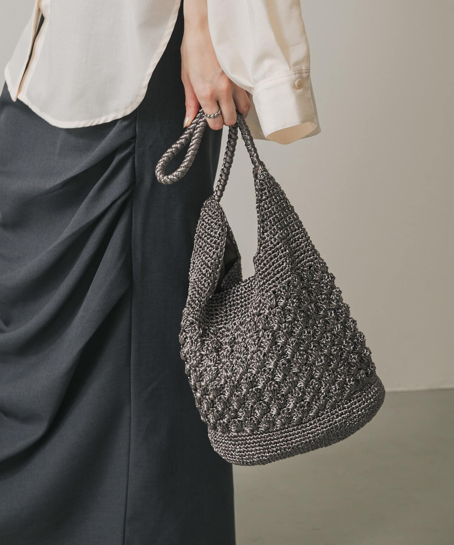 メタリックヤーンバッグ CHARCOAL one