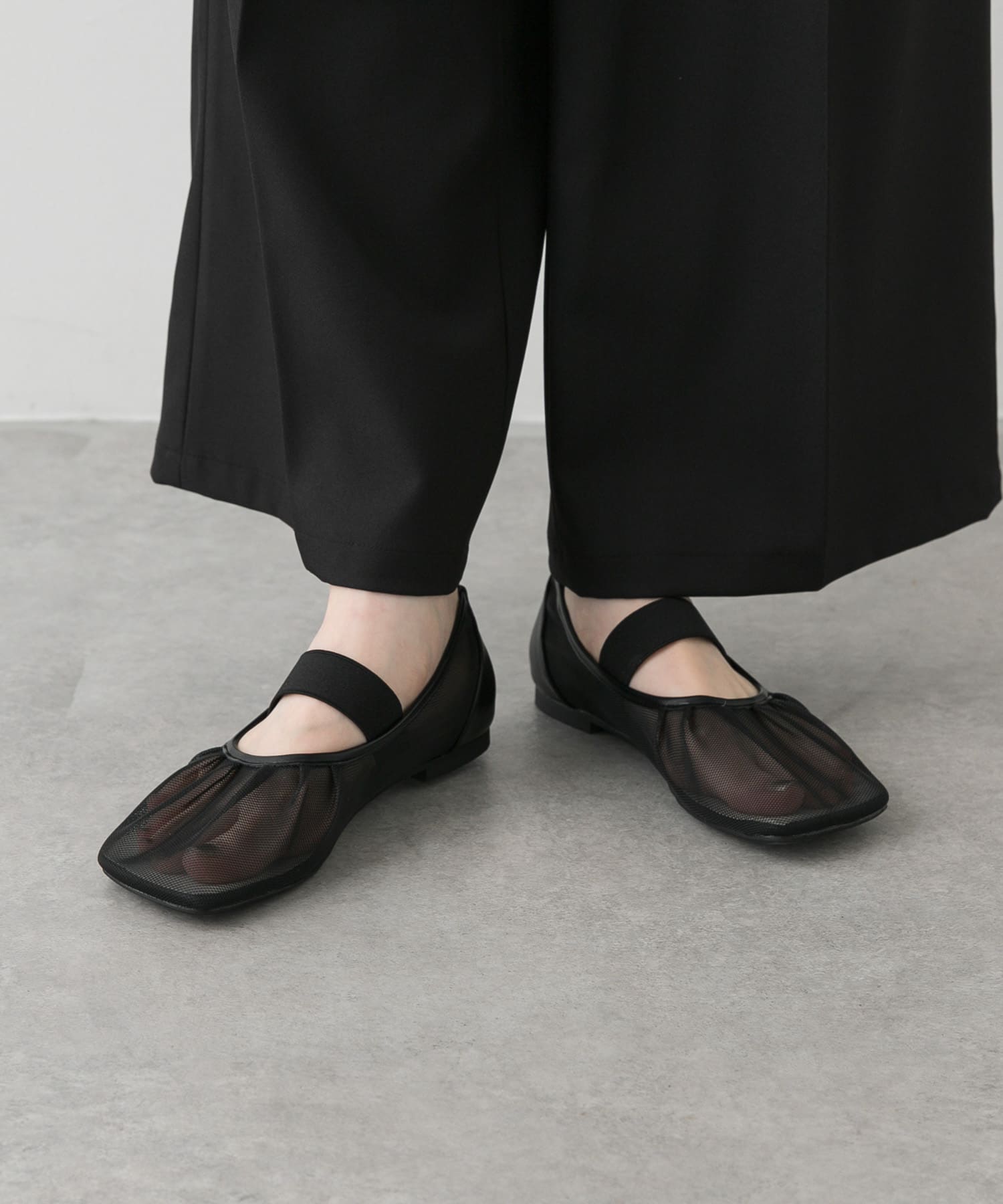 オブリークトゥメッシュフラットシューズ BLACK S