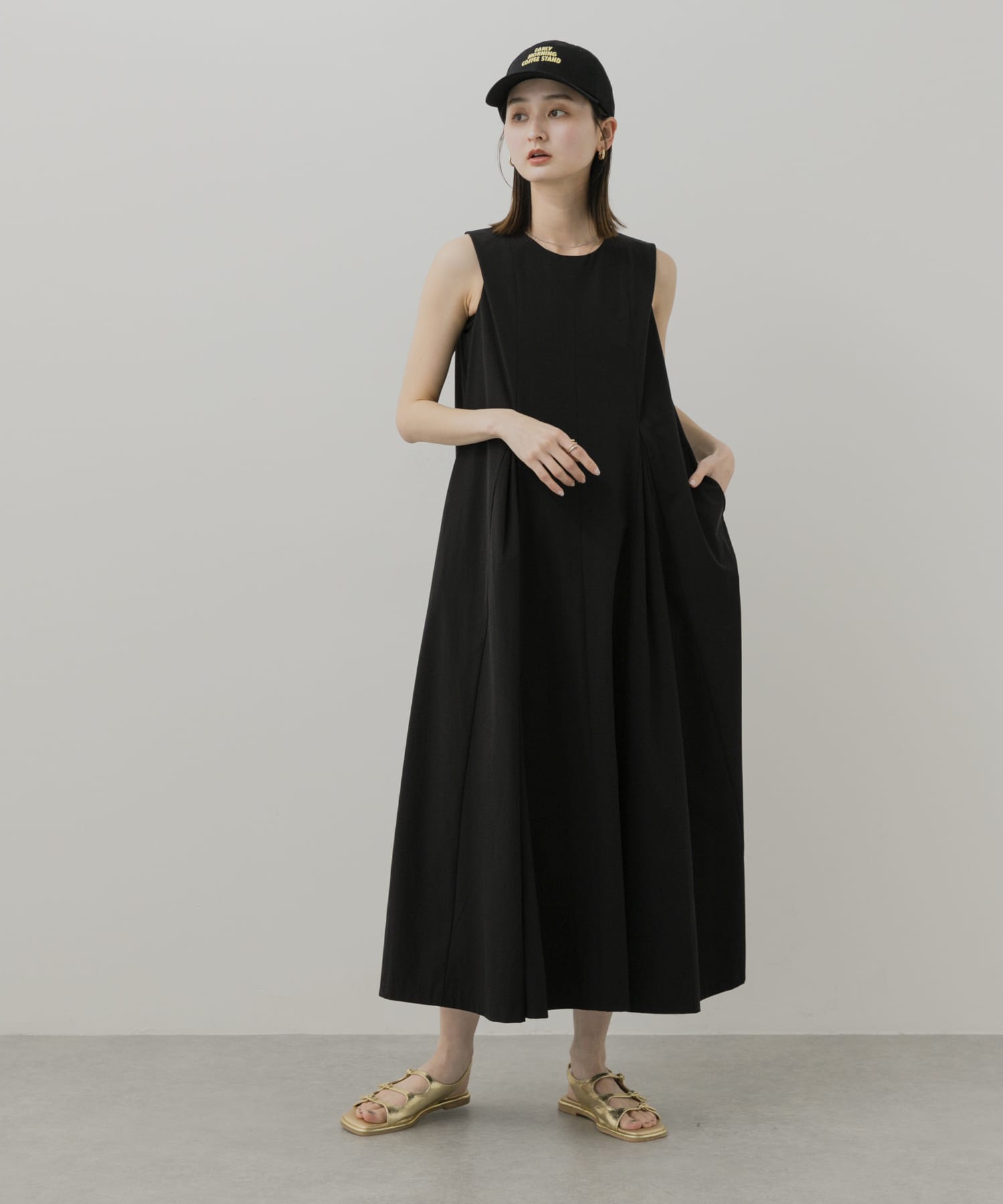 スクエアトゥベルトサンダル GOLD S